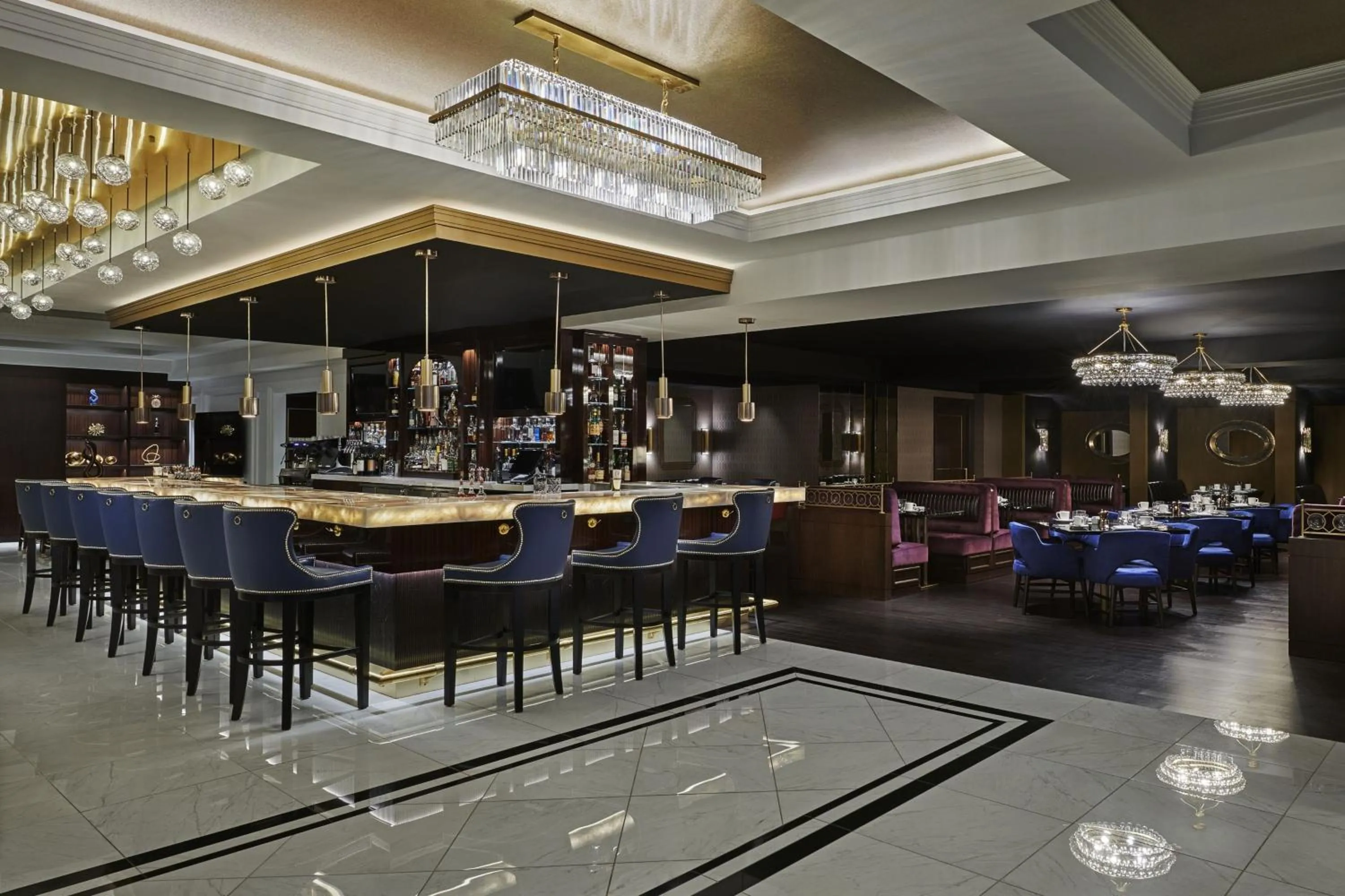 Lounge or bar in The LaSalle Chicago, Autograph Collection