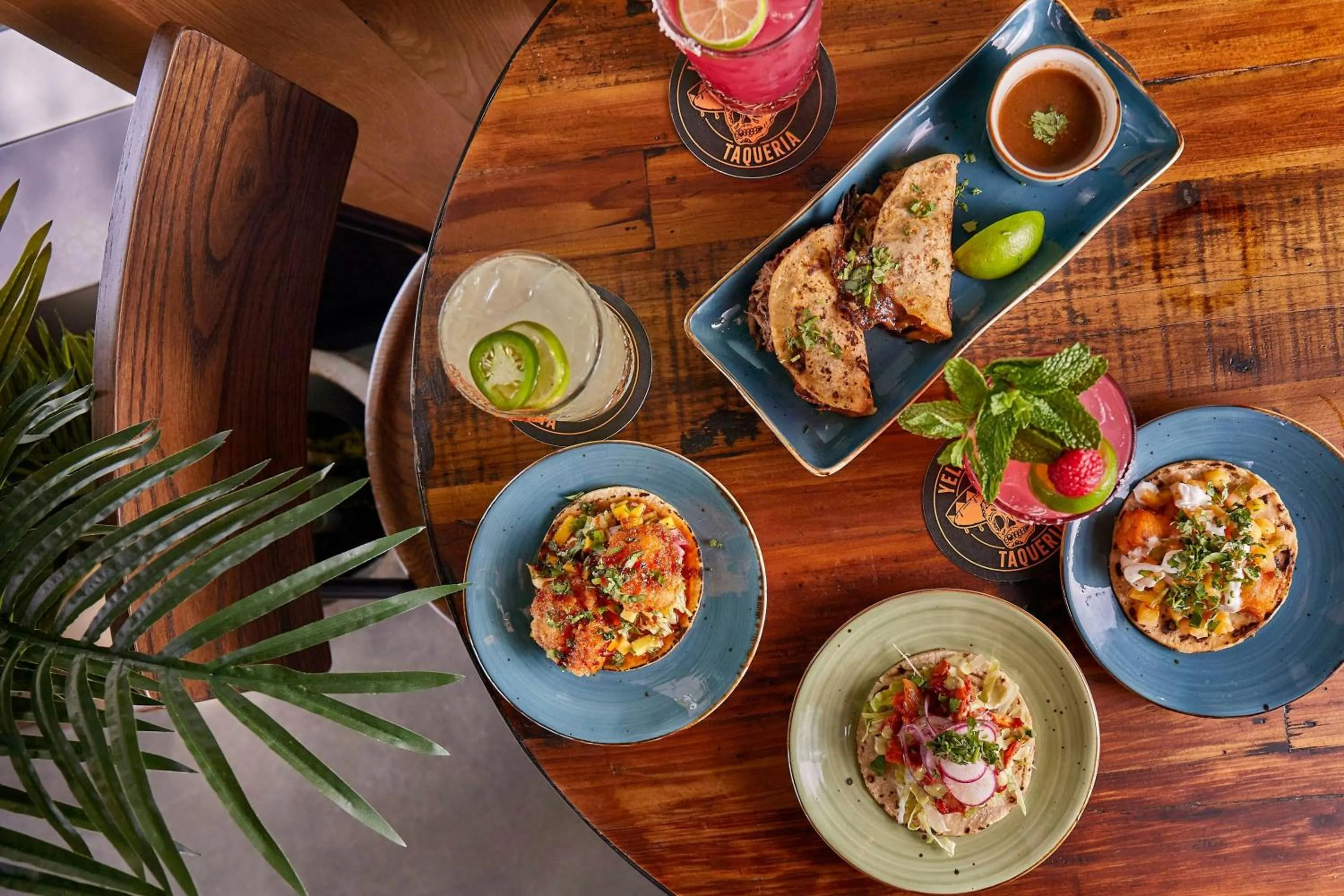 Restaurant/places to eat in Aloft Providence Downtown