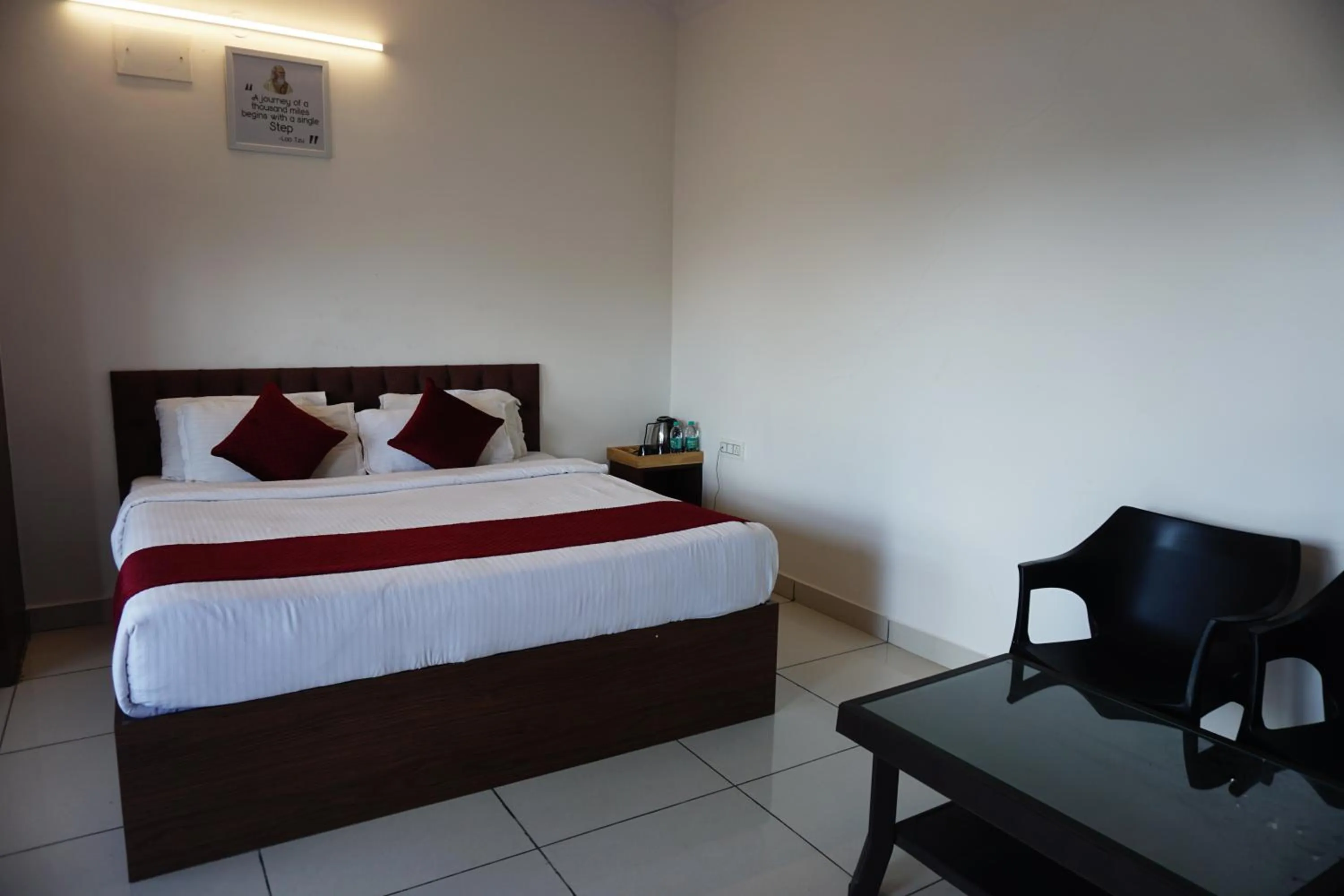 Bedroom, Bed in Vistar Resort & Hotels