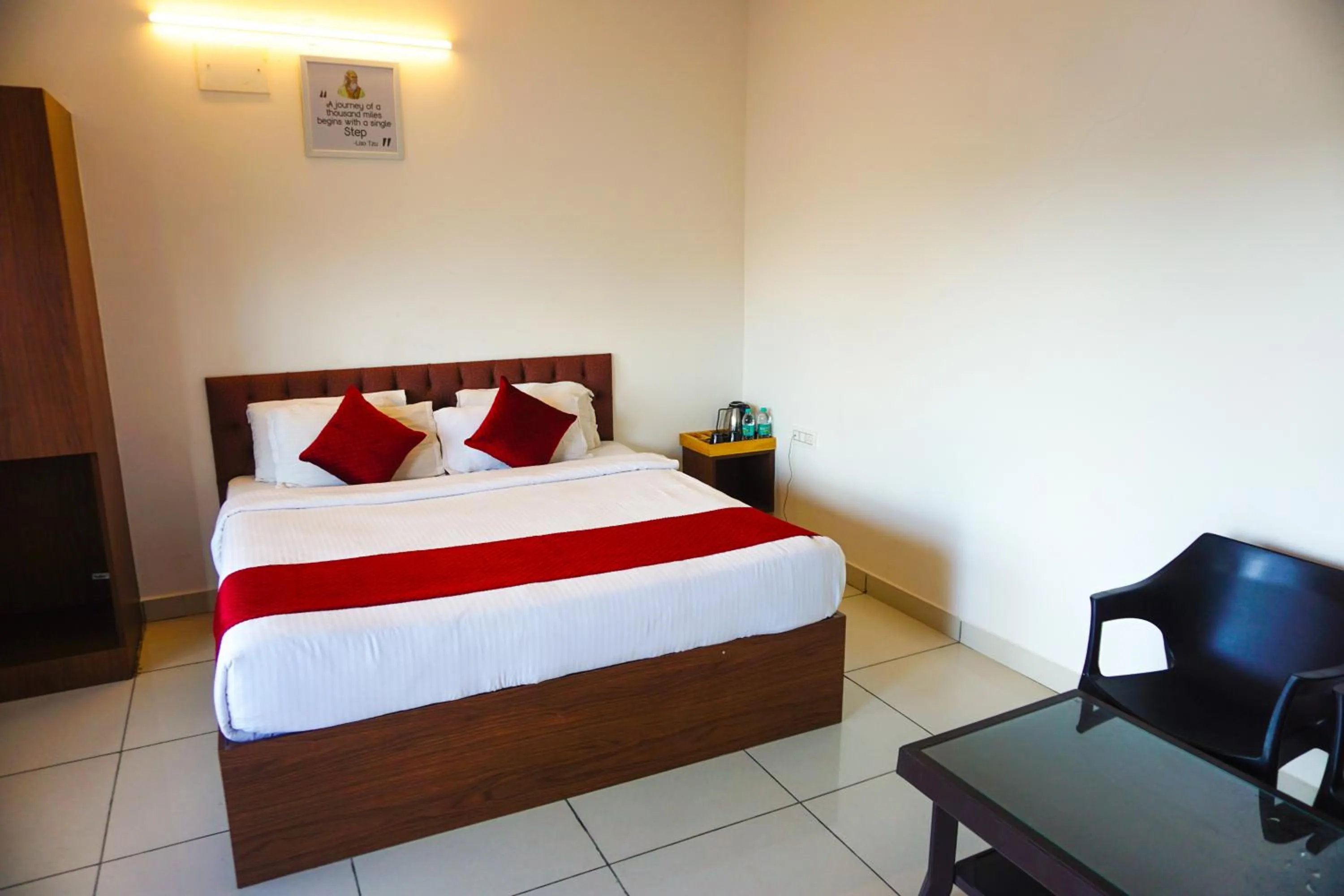 Bedroom, Bed in Vistar Resort & Hotels