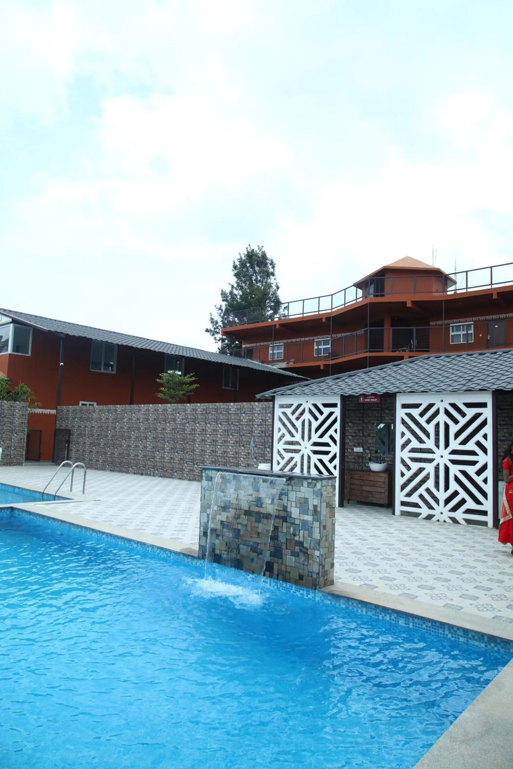 Swimming pool in Vistar Resort & Hotels