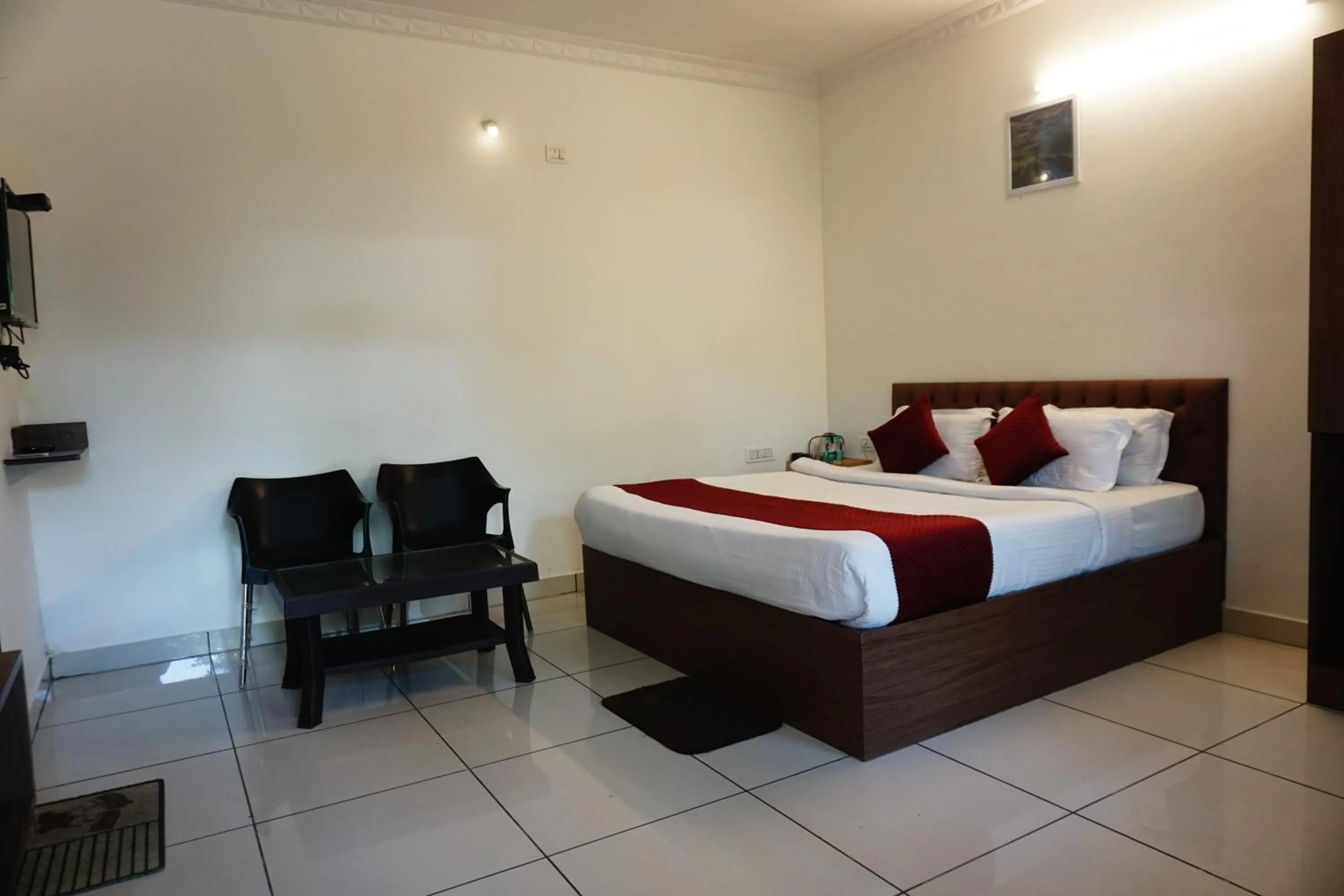 Bedroom, Bed in Vistar Resort & Hotels