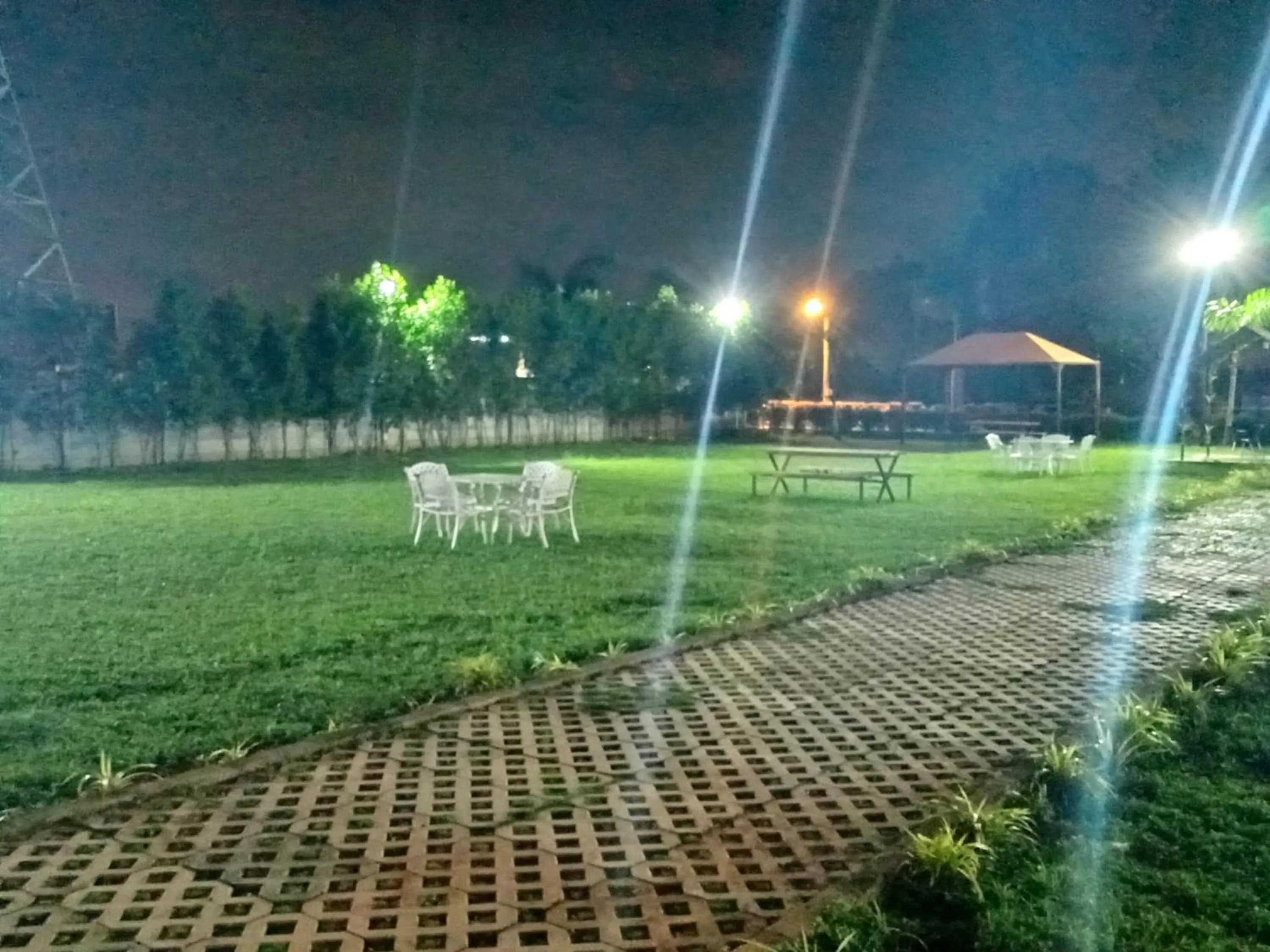 Restaurant/places to eat in Vistar Resort & Hotels