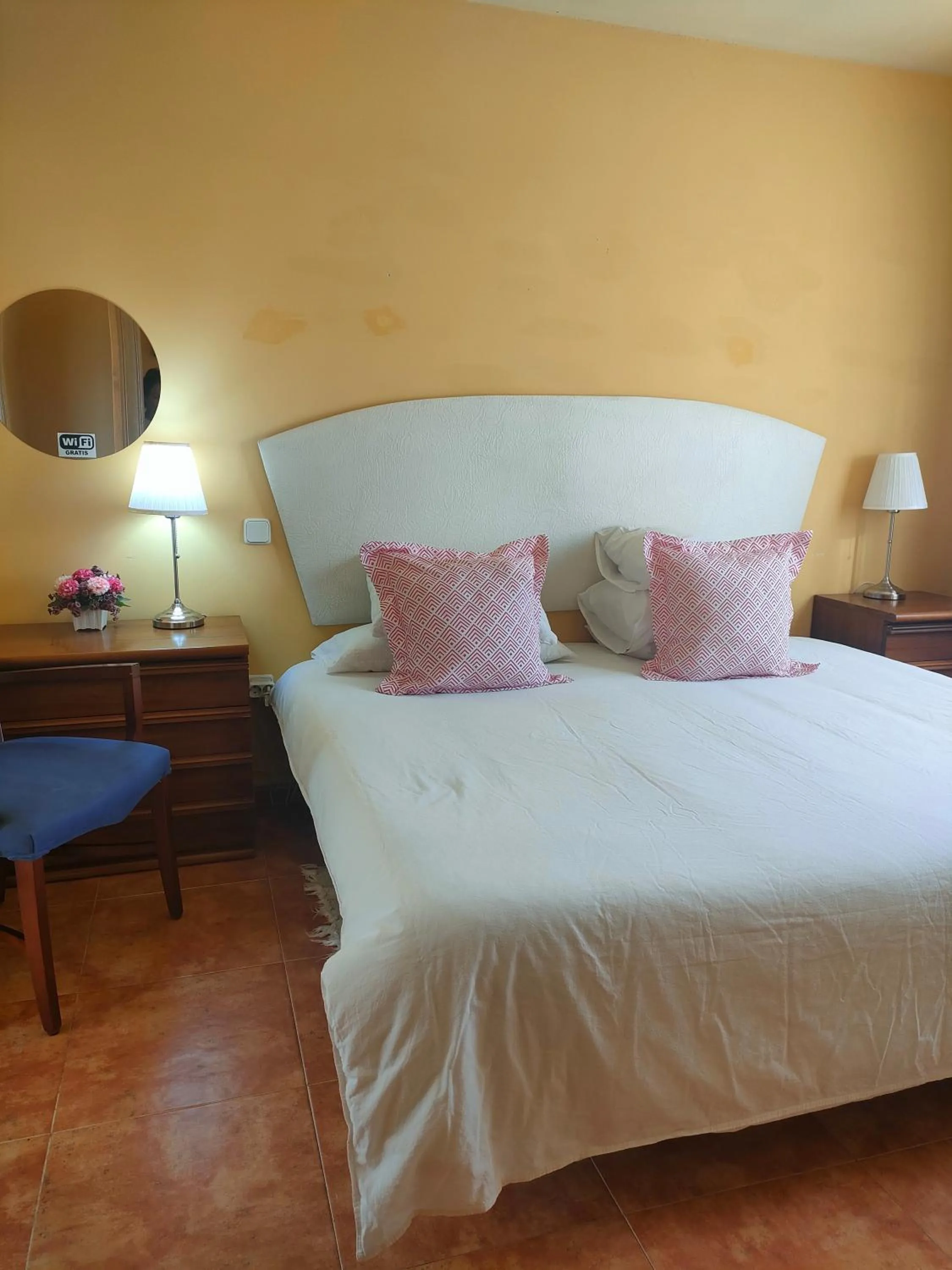 Bedroom in Hermosa Habitación amplia, fresca y tranquila.