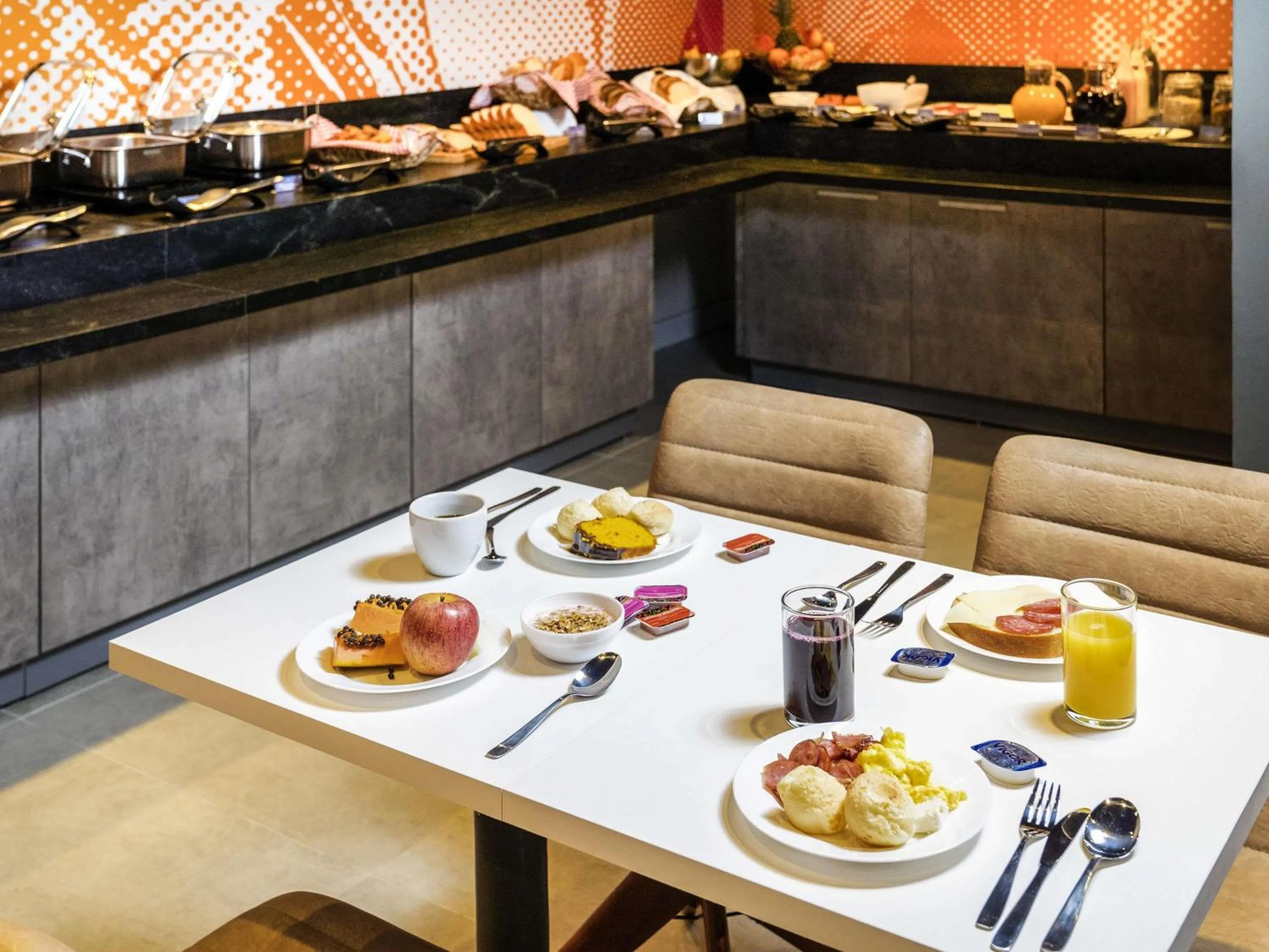 Breakfast in Ibis Budget Farroupilha