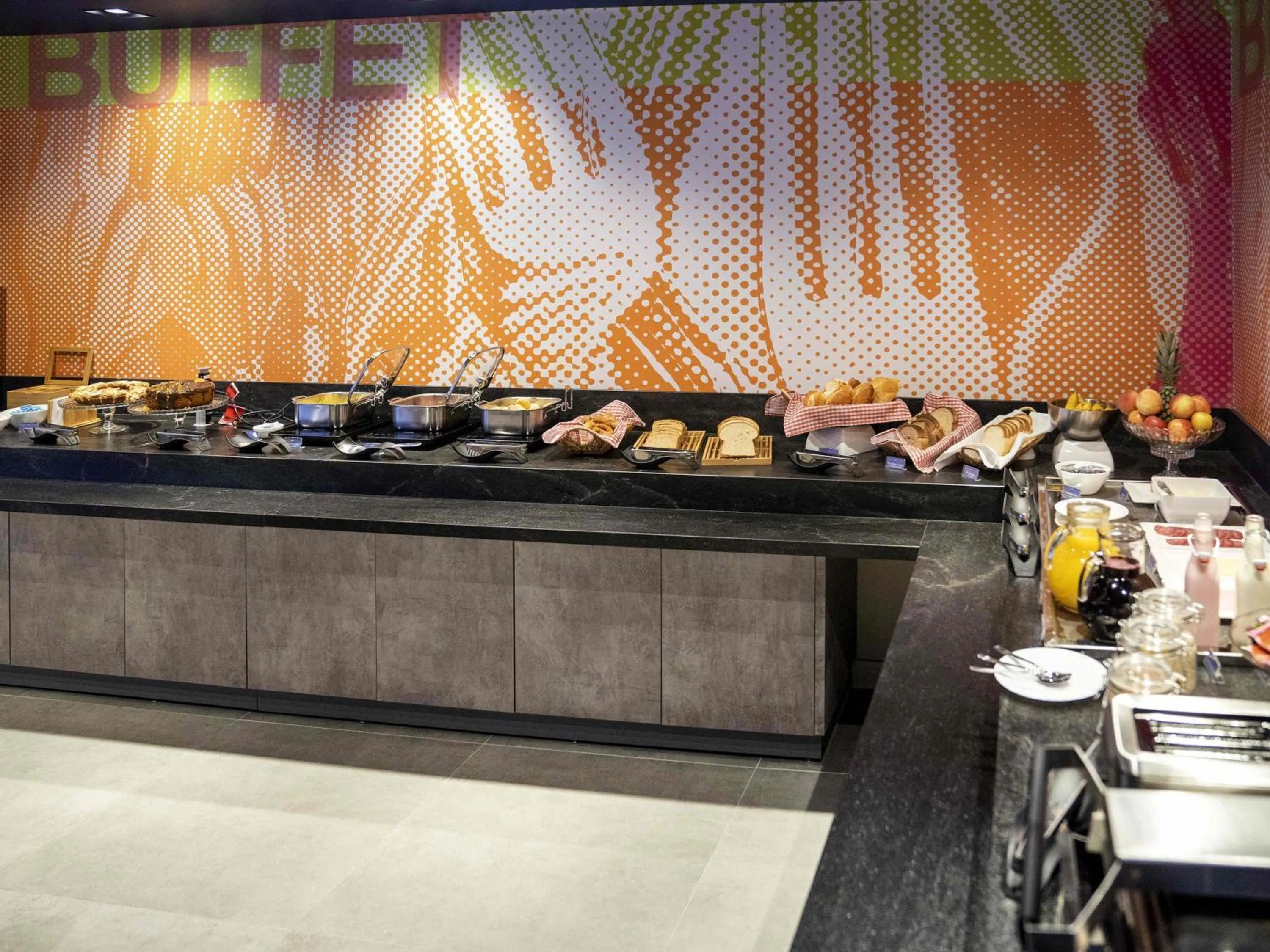 Breakfast in Ibis Budget Farroupilha