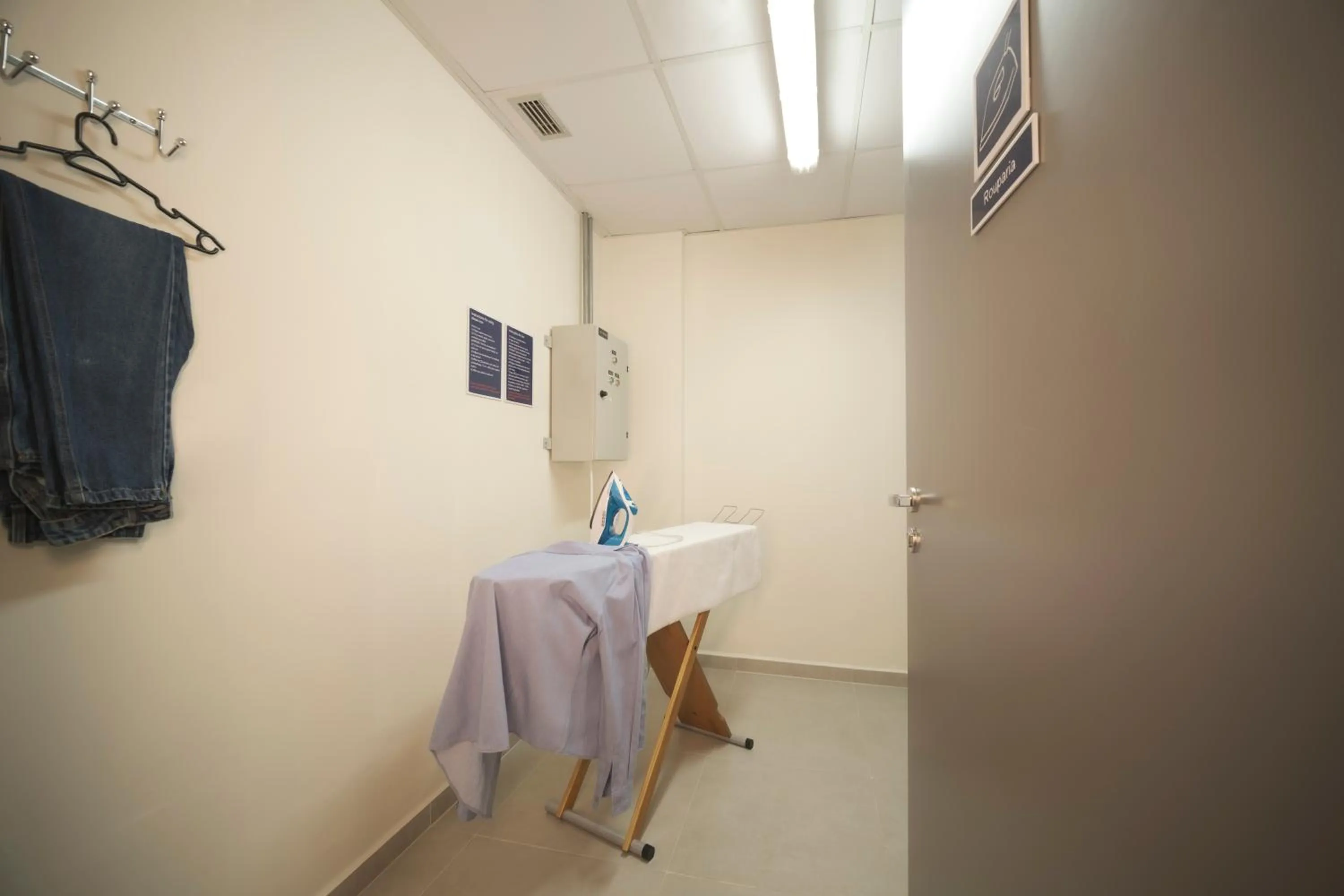 furniture in Ibis Budget Farroupilha