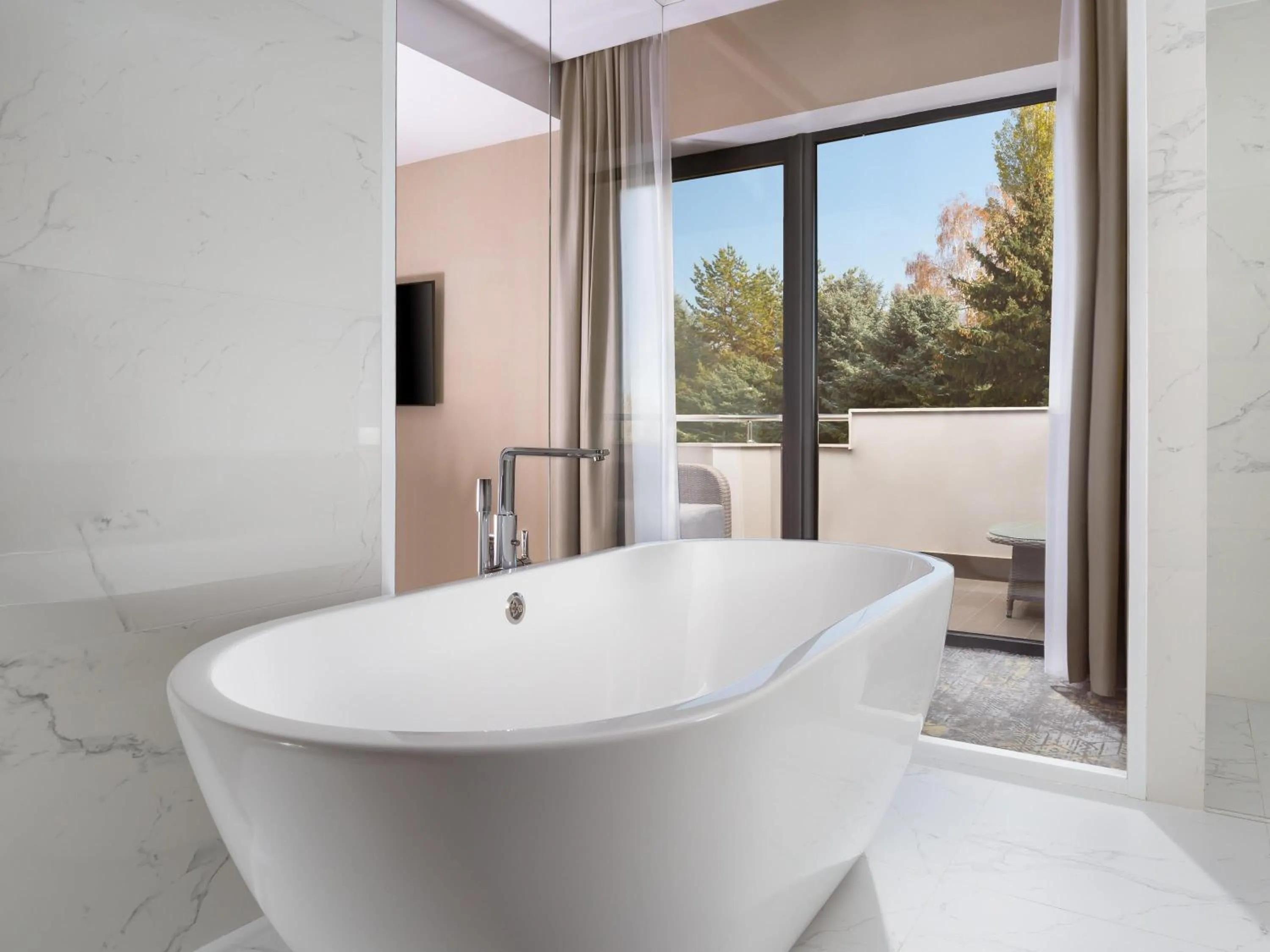 Bedroom in Swissôtel Wellness Resort Alatau Almaty