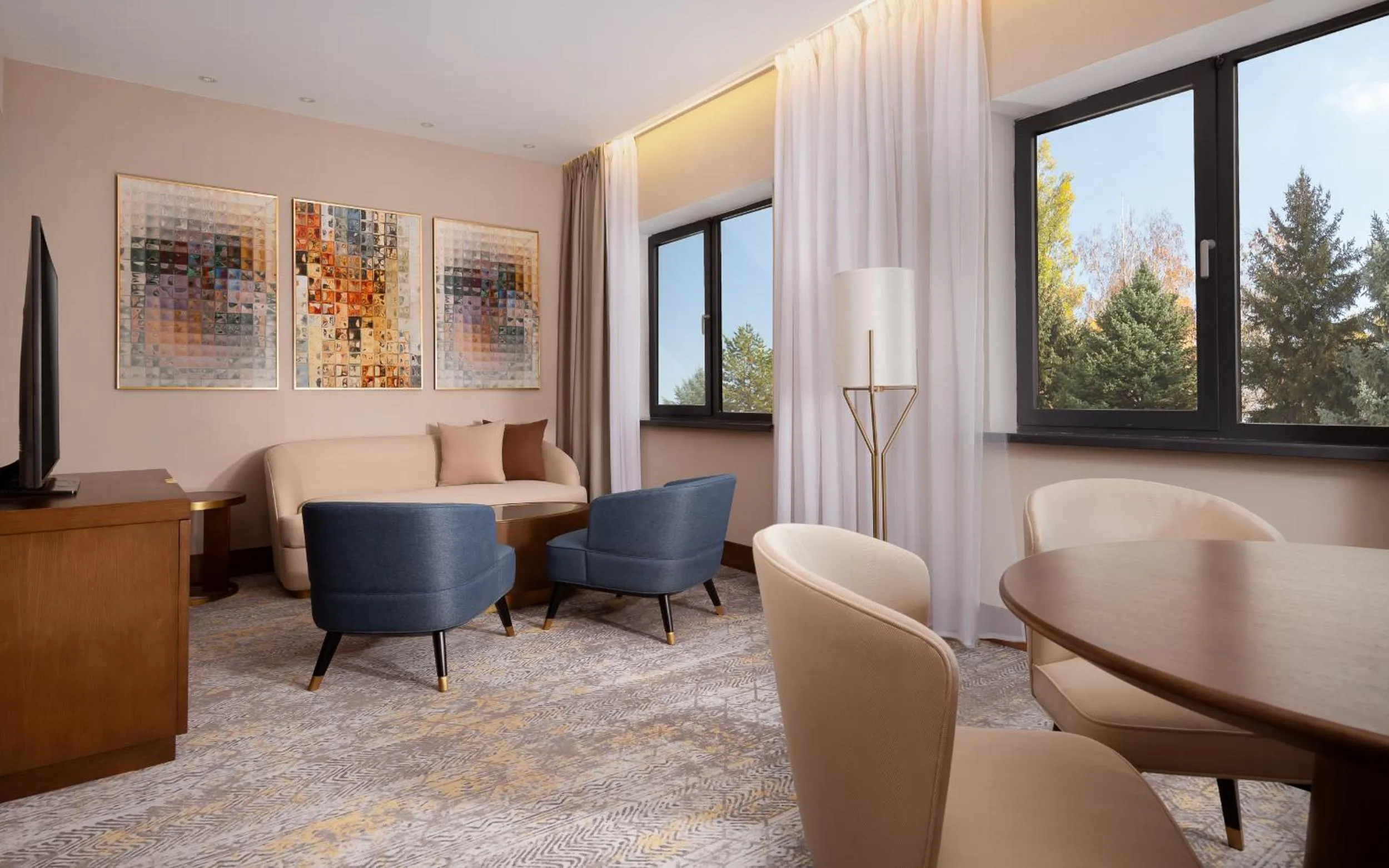 Living room in Swissôtel Wellness Resort Alatau Almaty