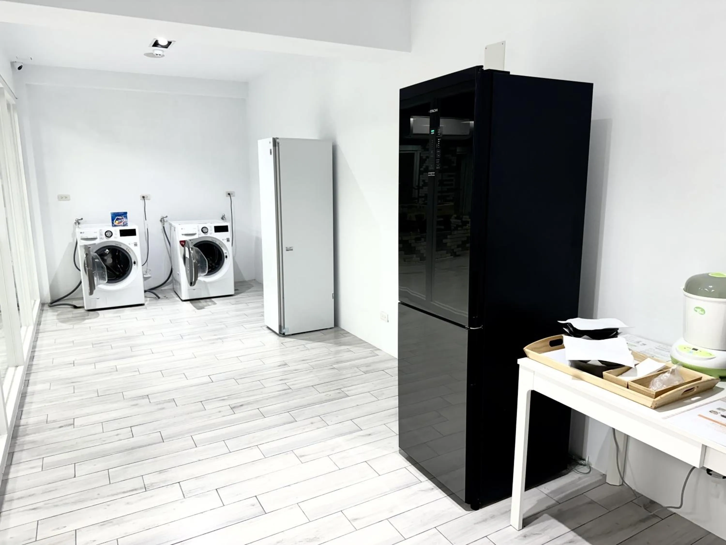 washing machine in Little Greece