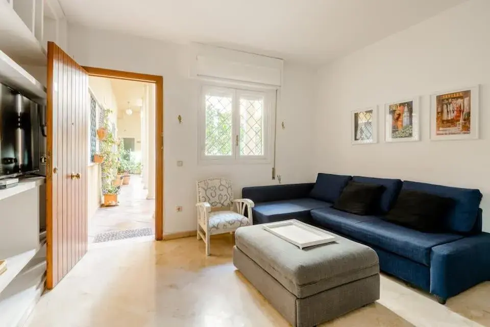 Cozy&quiet Apt in SanVicente st Andalusian patio Cozy&quiet Apt in SanVicente st Andalusian patio