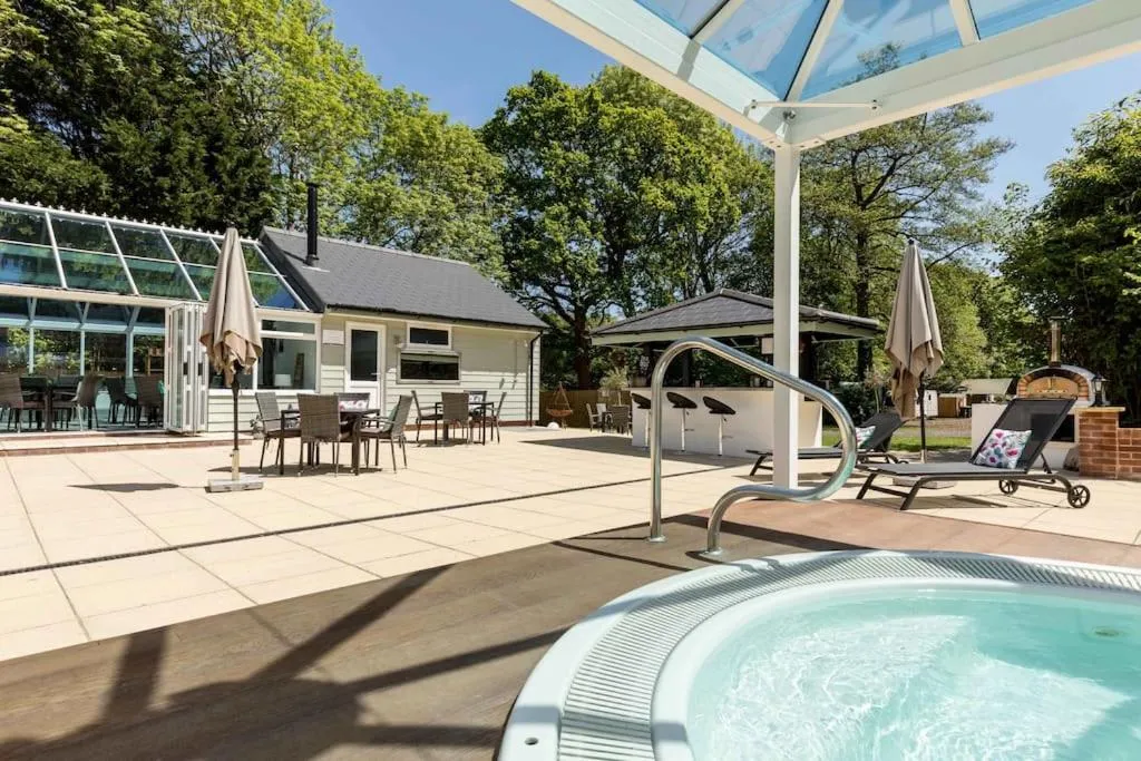 Swimming pool in Rivendell Park