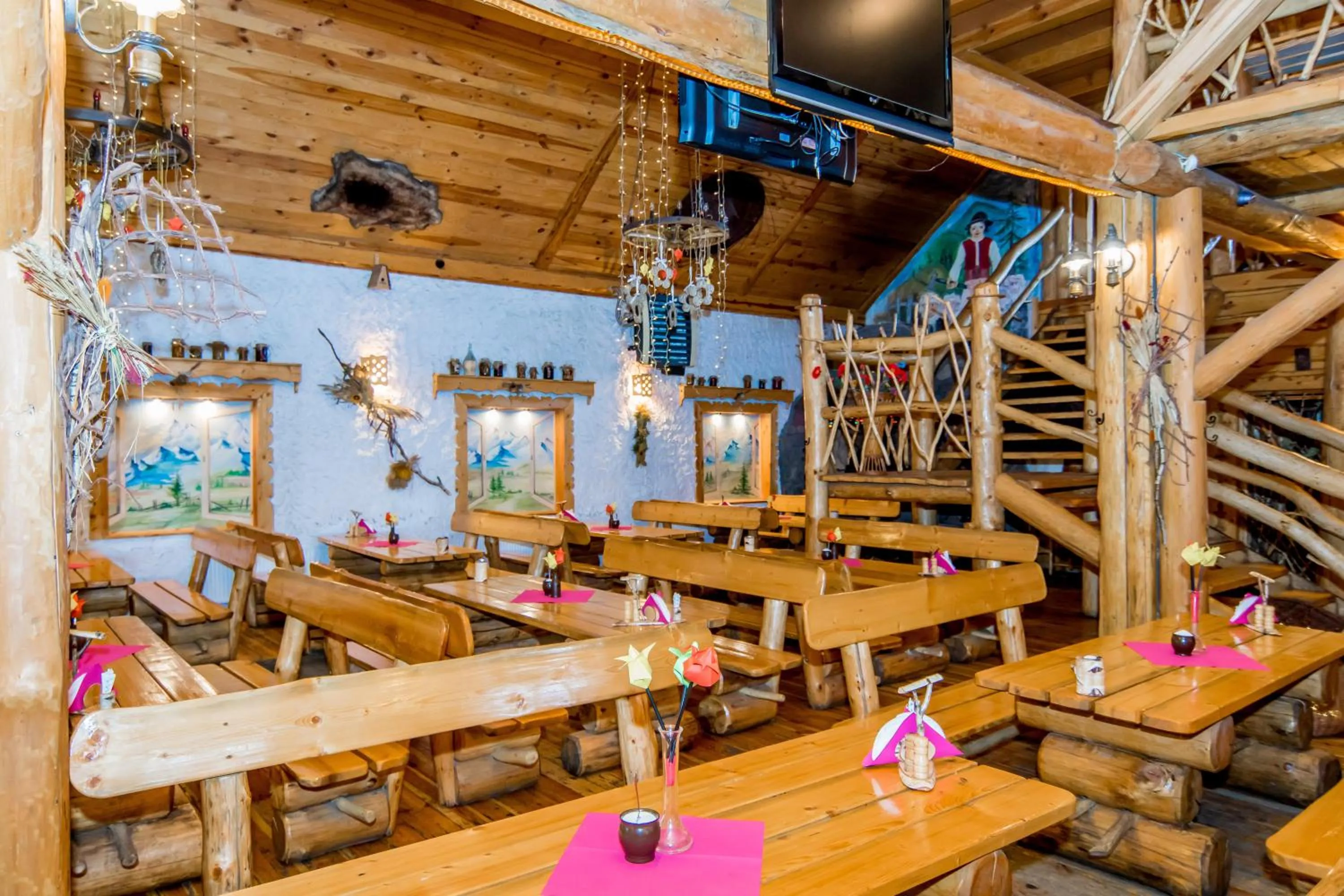 Restaurant/places to eat in Zajazd Mihałufka