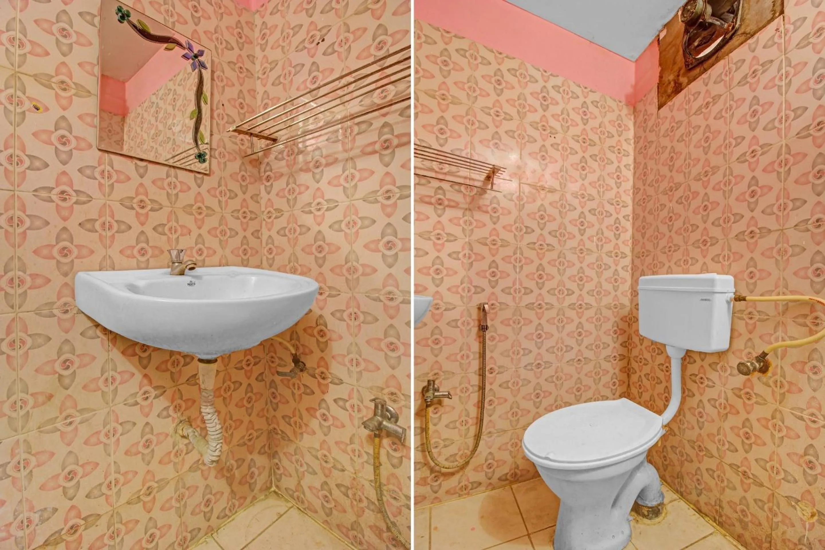 Bathroom in Hotel O Rahul International Hyderabad