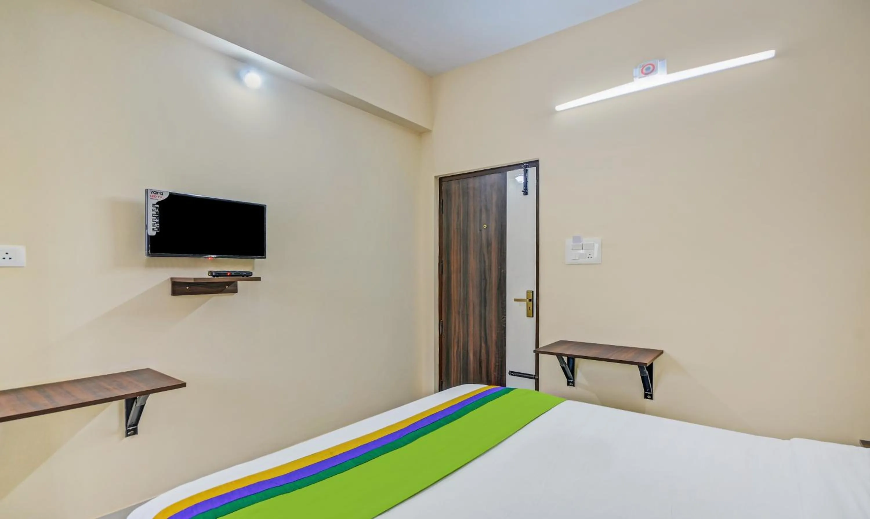 Bedroom, Bed in Treebo Everest Residency Tidel Park, 15 Mins From Coimbatore International Airport