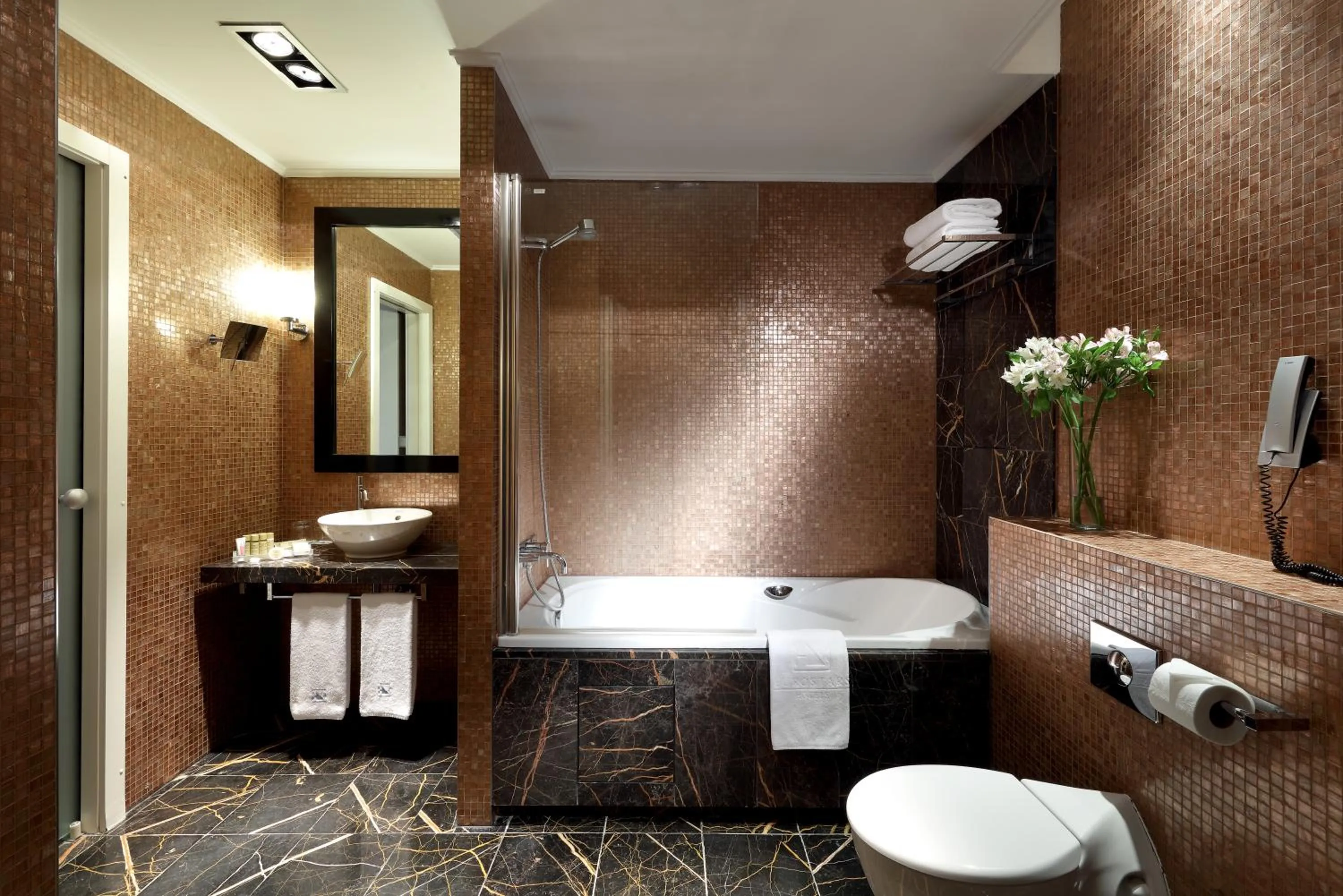 Bathroom in Eurostars Thalia