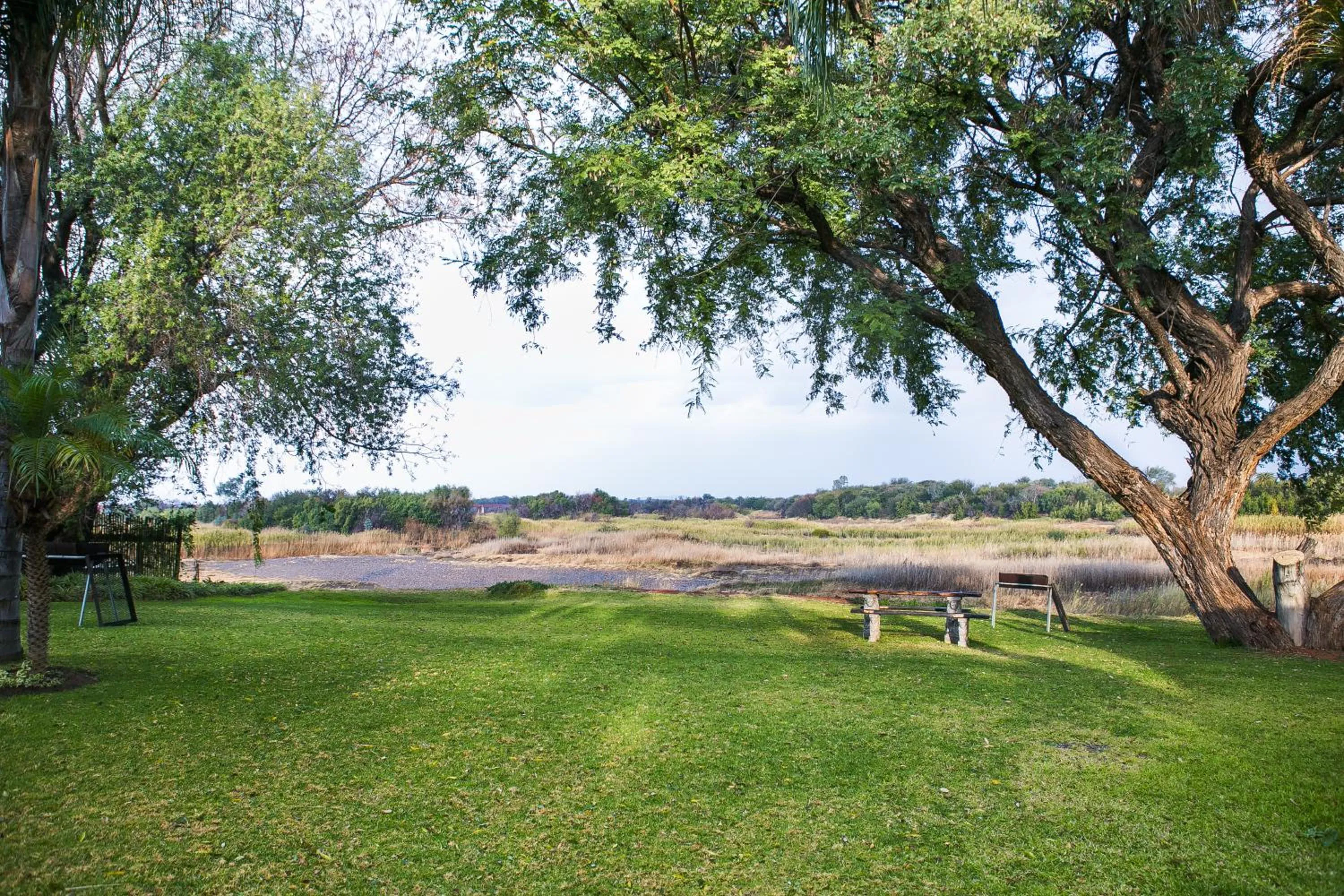 BBQ facilities in Riverbank Lodge