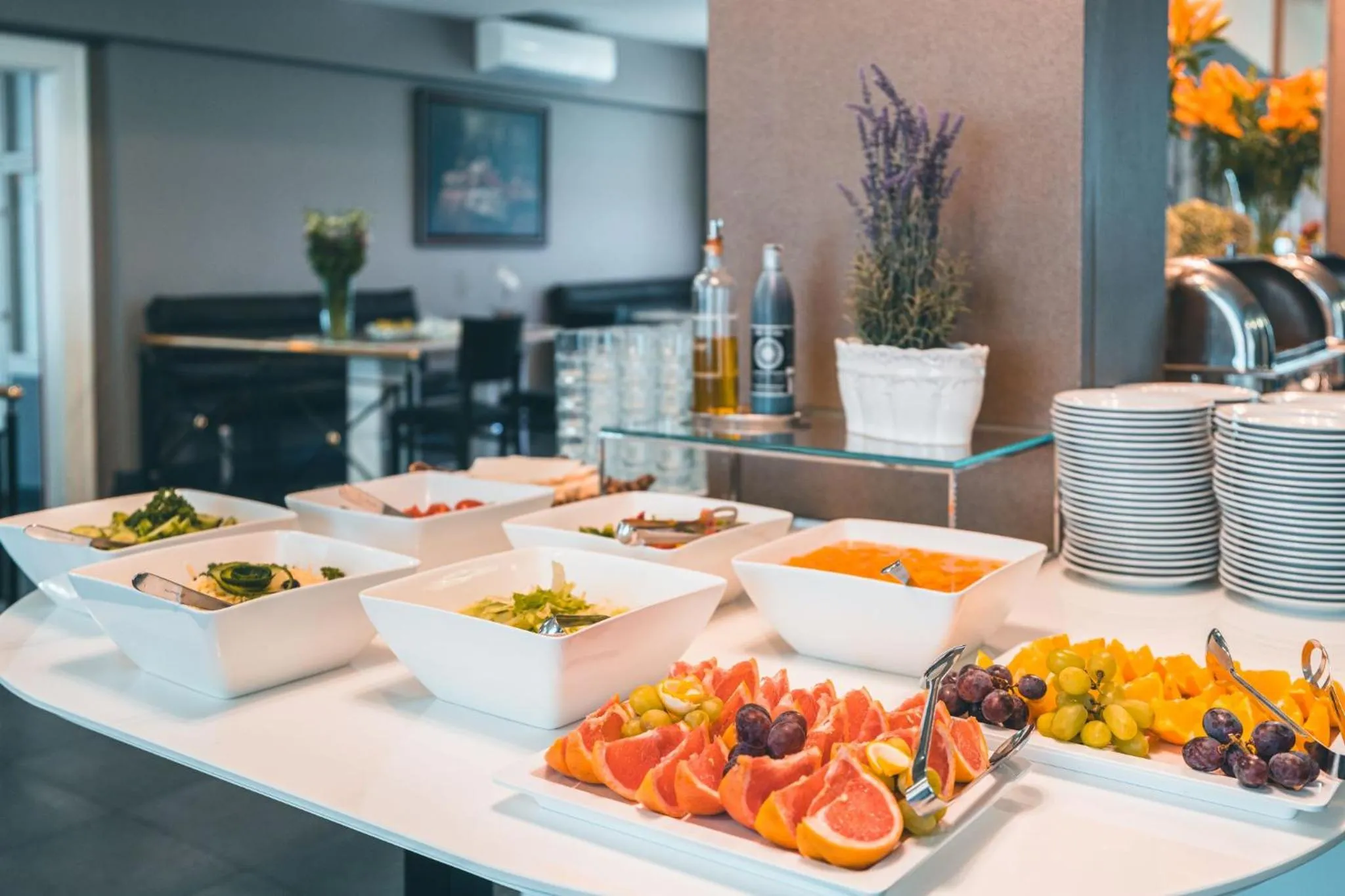 Buffet breakfast in Elysee Hotel