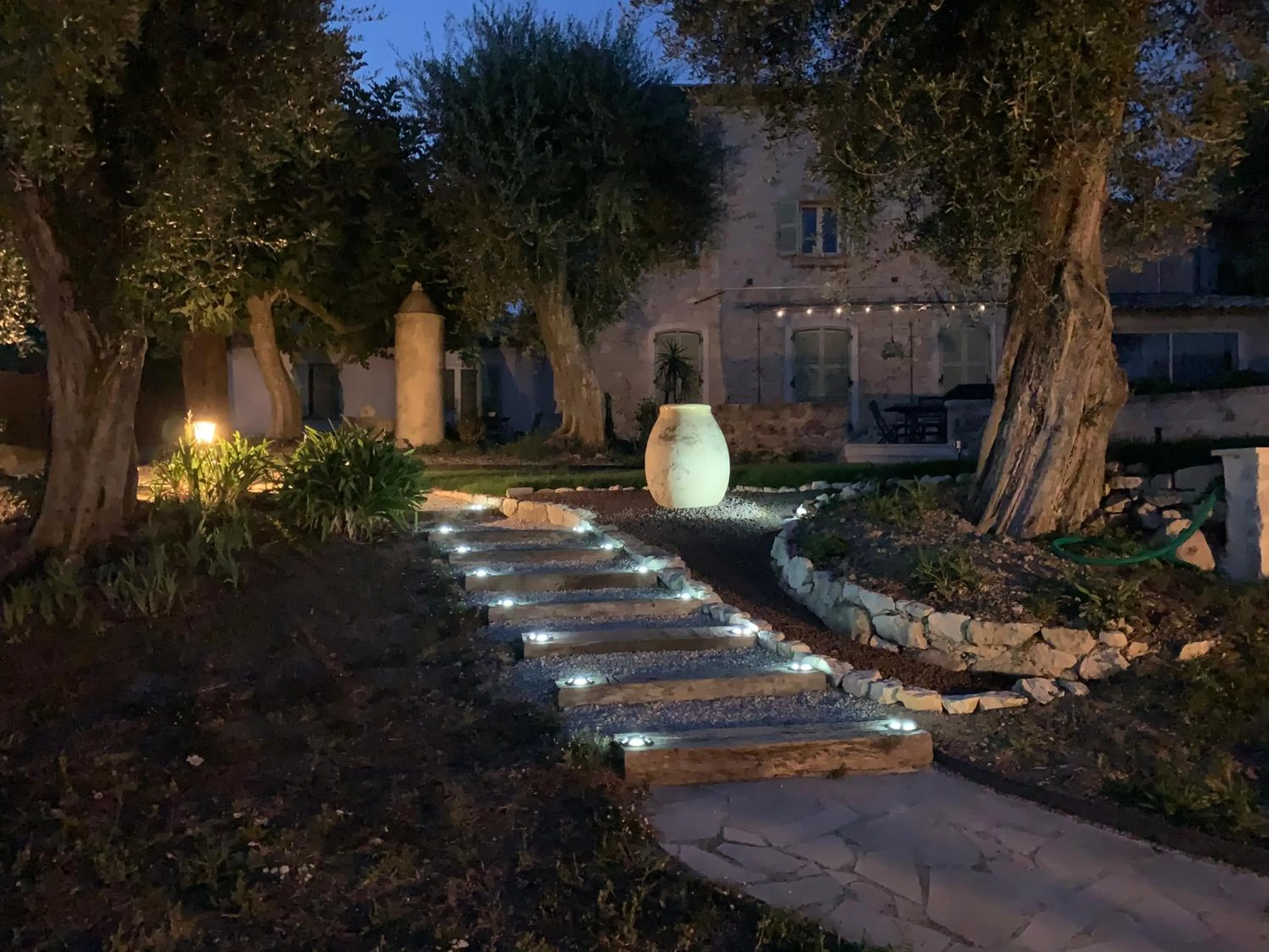 le mas des roses 1884