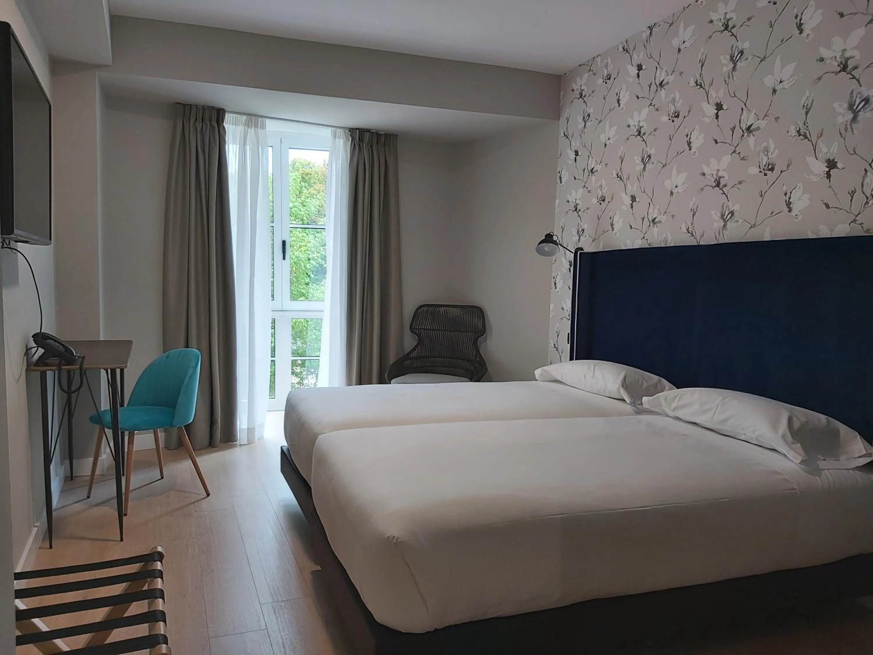 Bed in Micampus Burgos Centro Student Residence