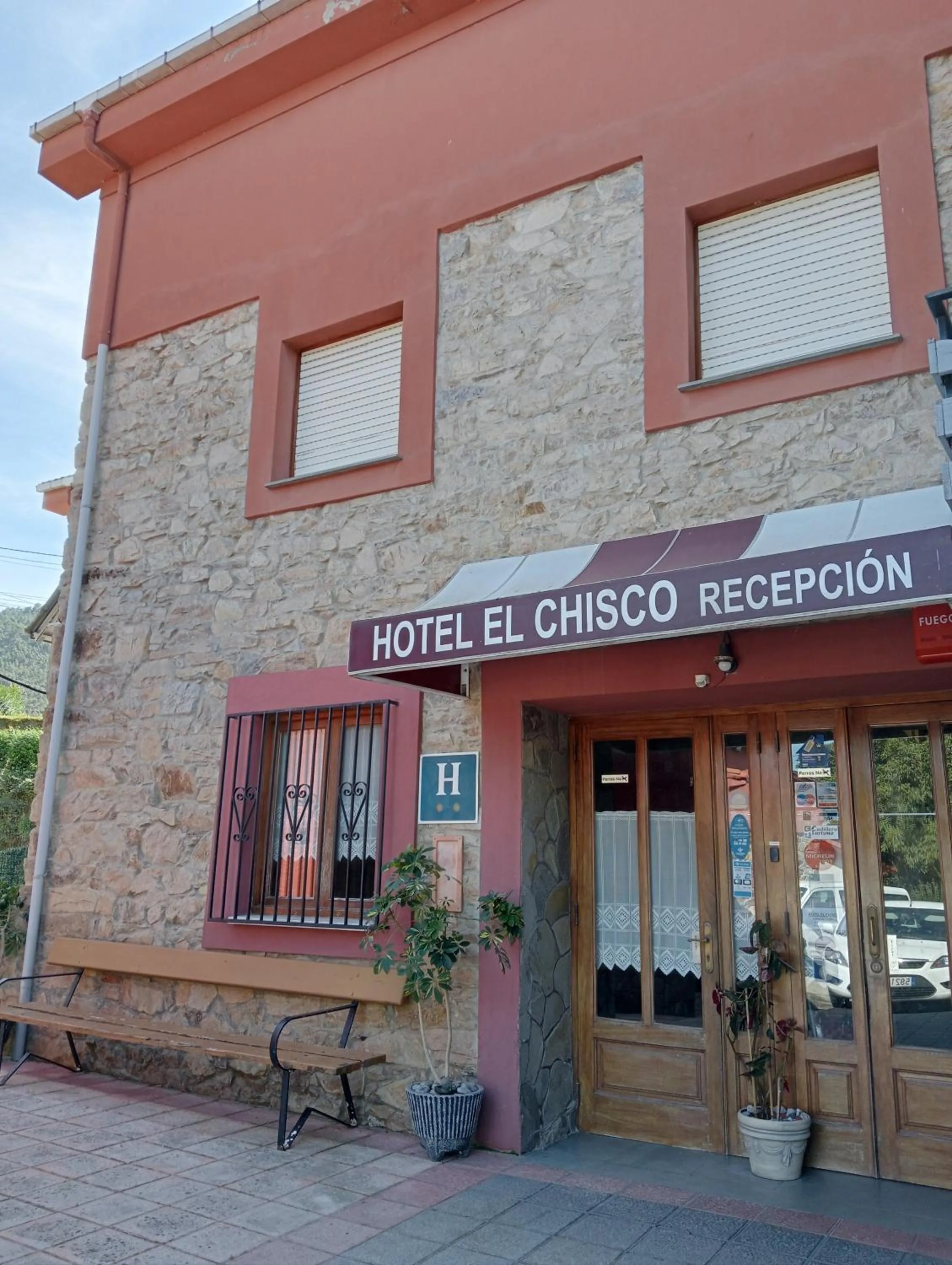 Property building in El Chisco