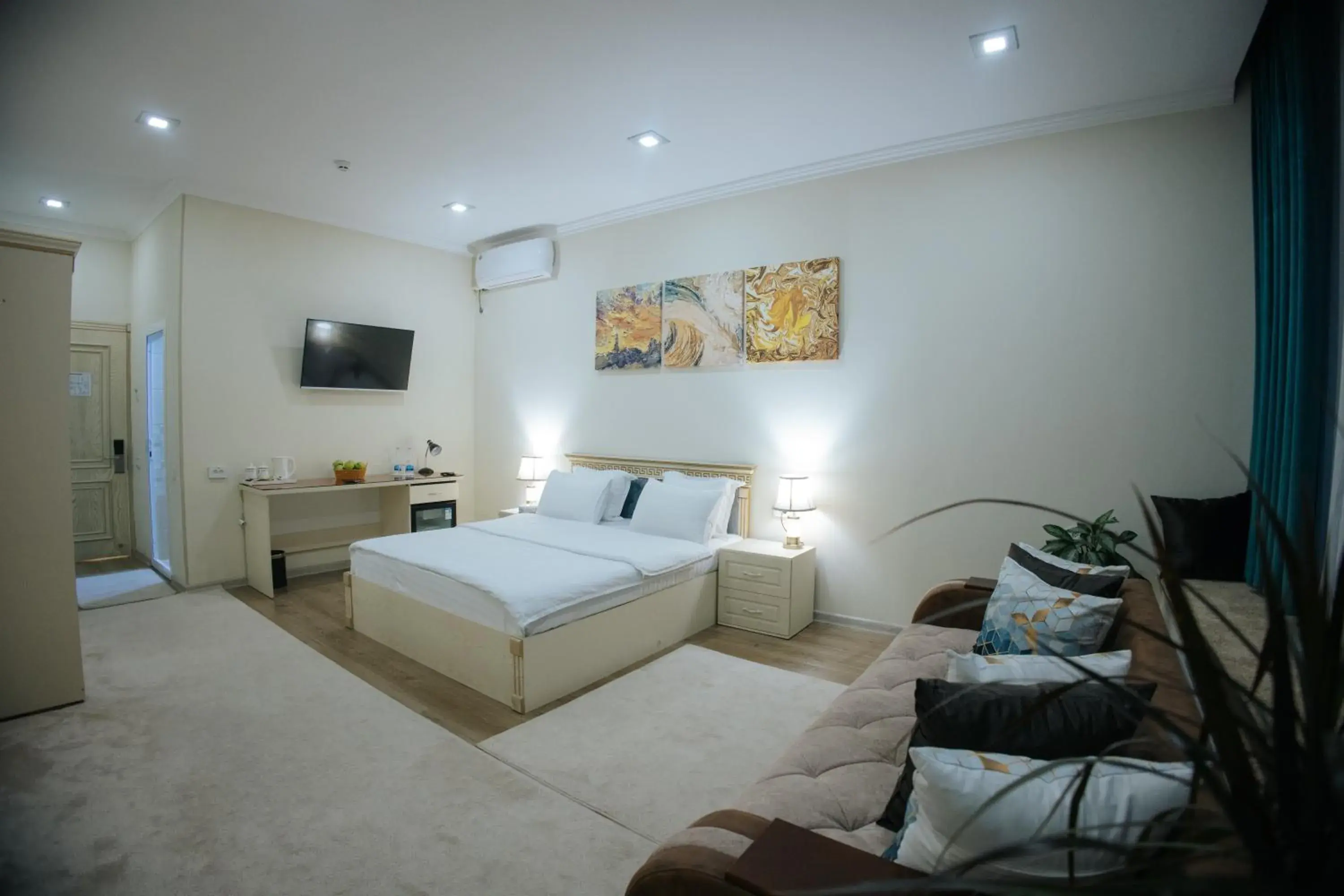 Like INN Hotel Like INN Hotel