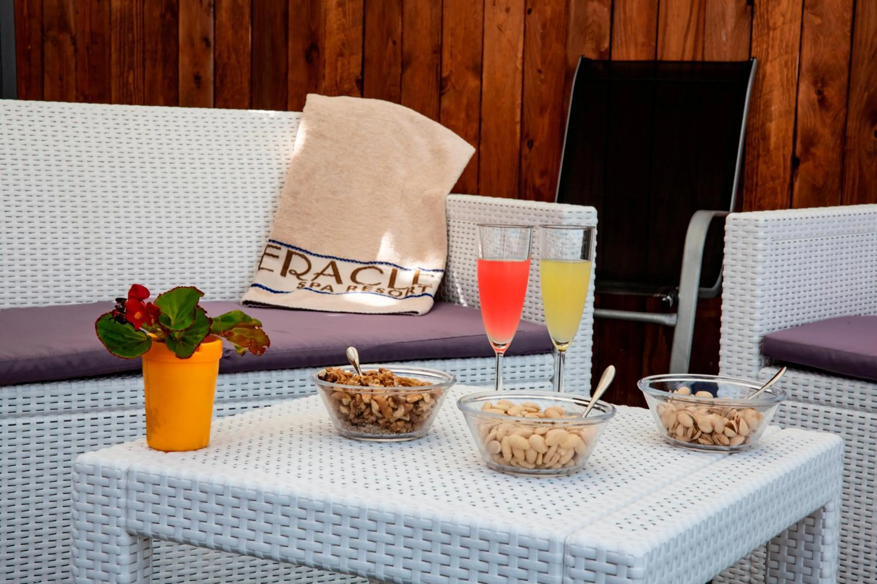 Food and drinks in Eracle Hotel