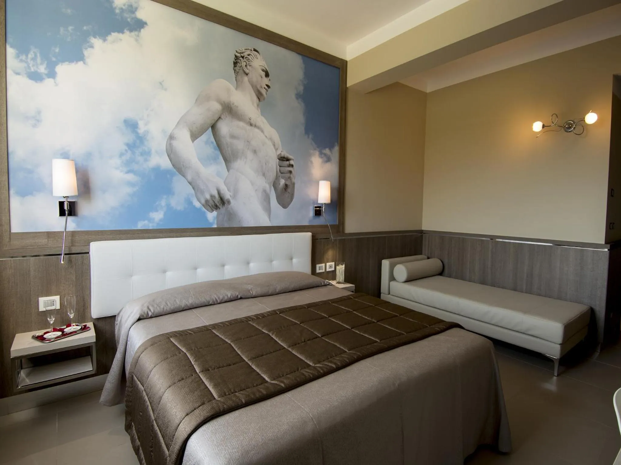 Photo of the whole room, Bed in Eracle Hotel