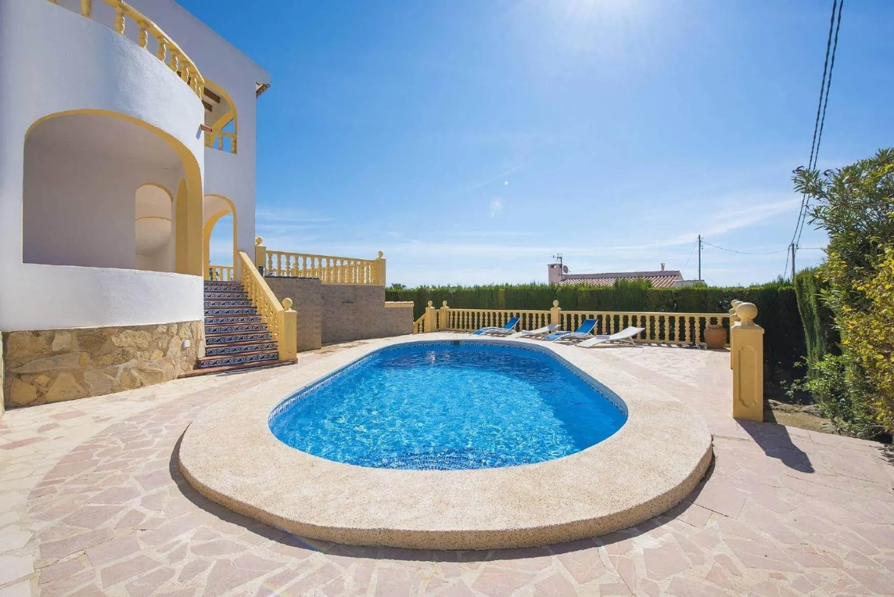 Swimming pool in Villa Cactus - PlusHolidays