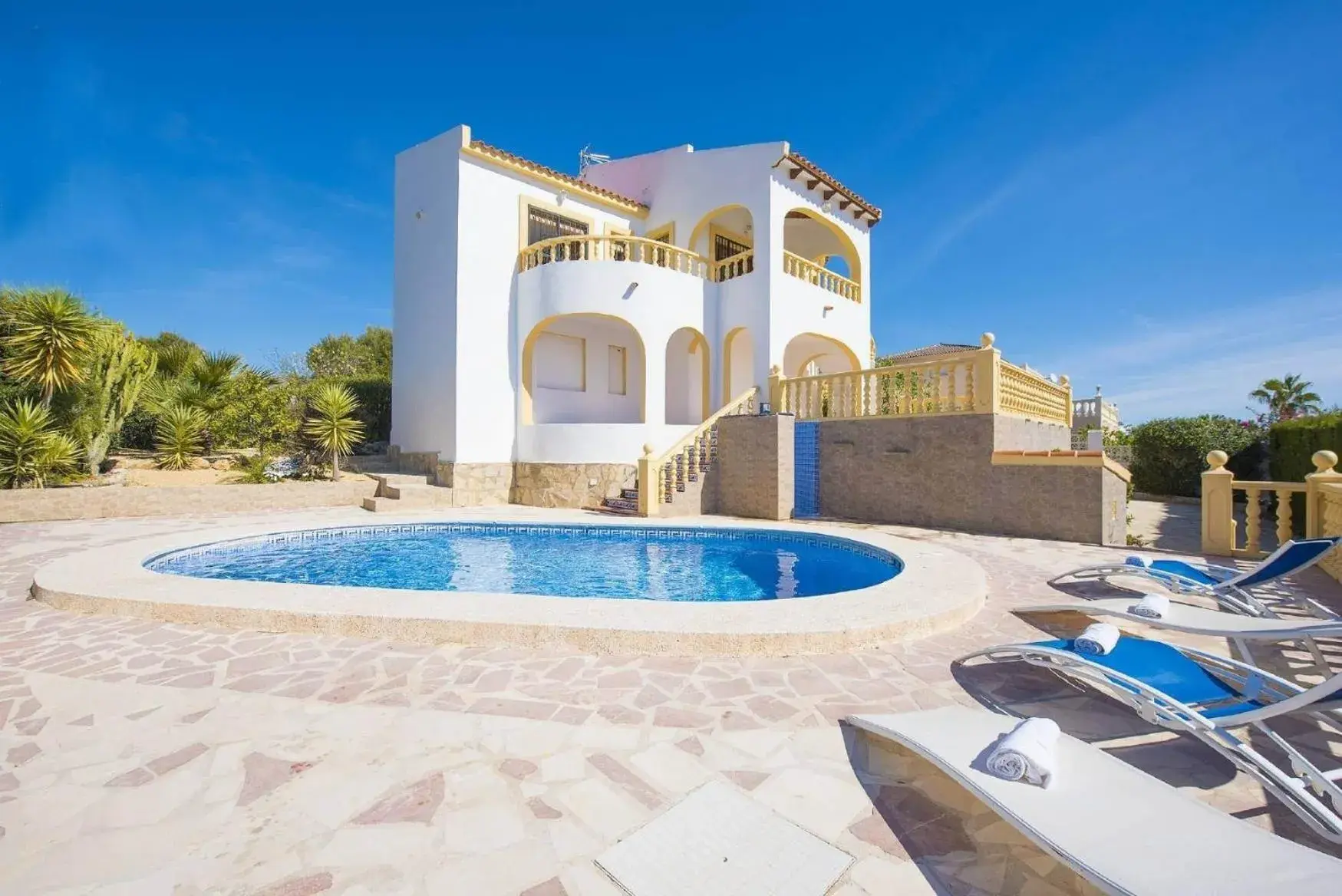 Villa Cactus - PlusHolidays Villa Cactus - PlusHolidays