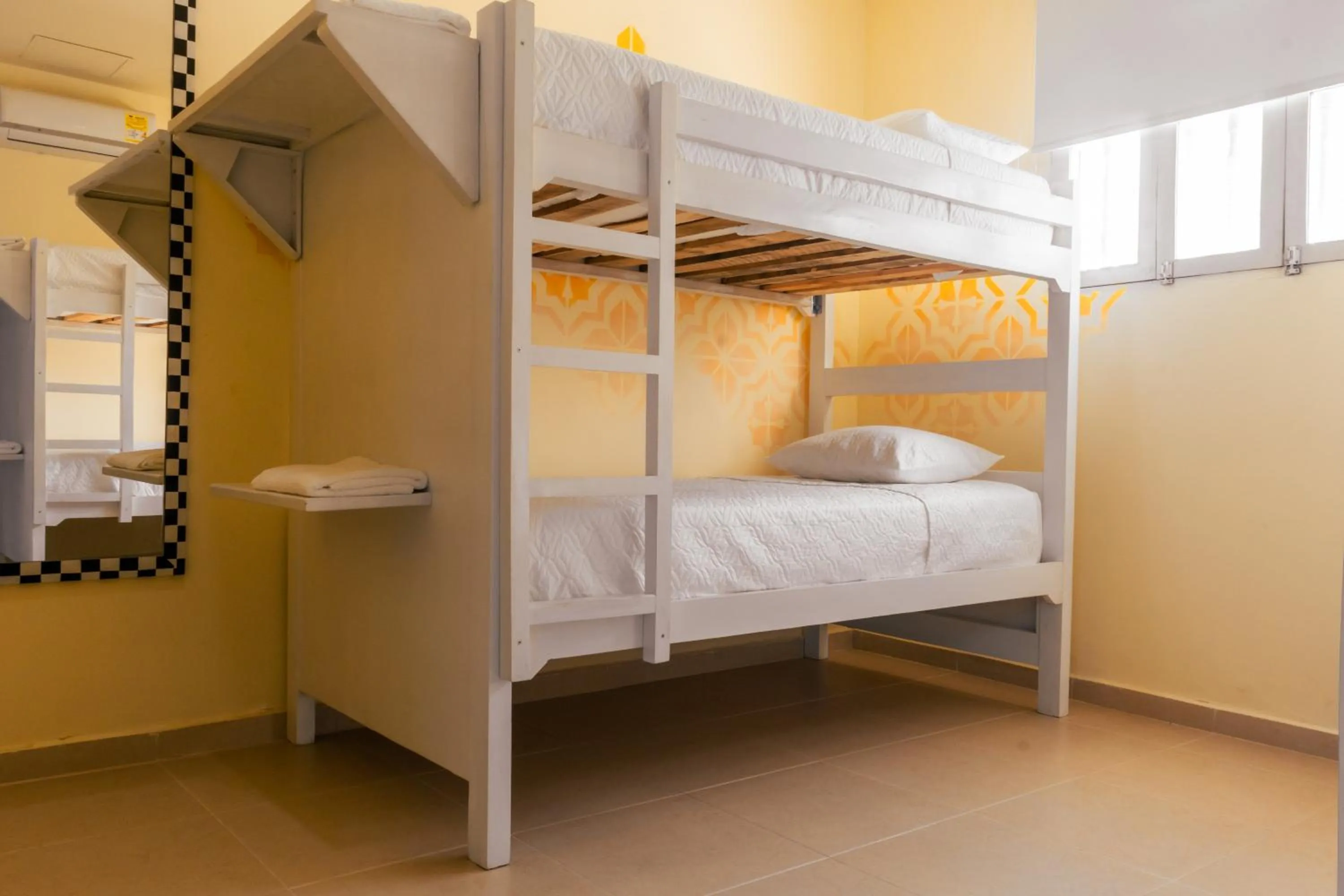 bunk bed, Bed in San Felicin Hostel