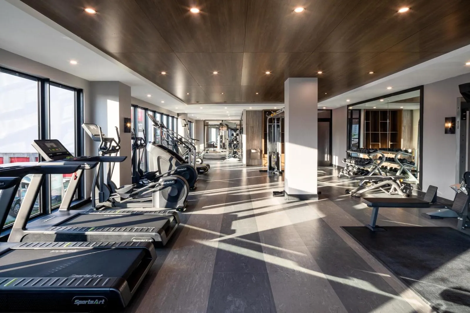 Fitness centre/facilities in Global Luxury Suites at The Arches