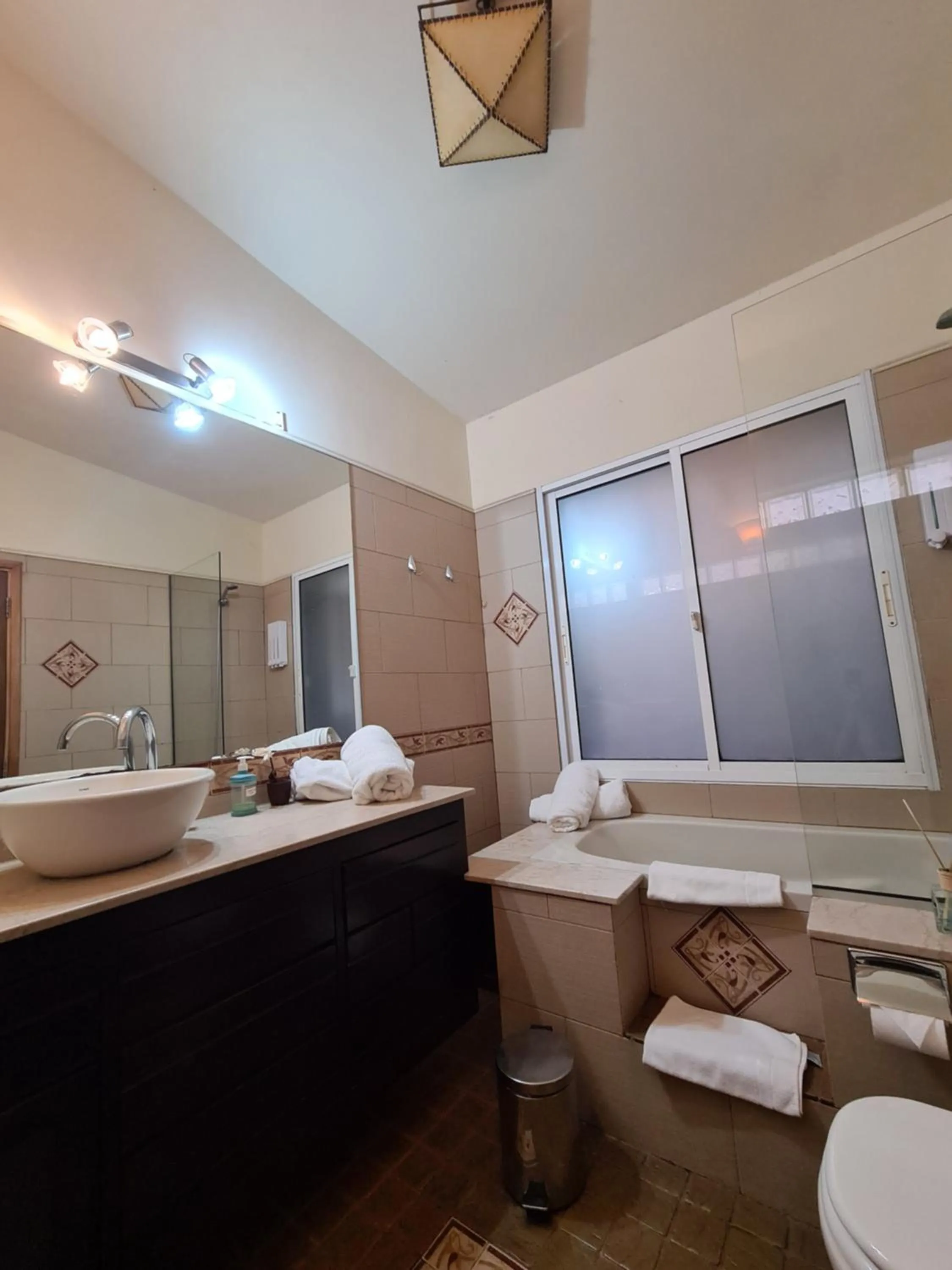 Shower in Nova Posada