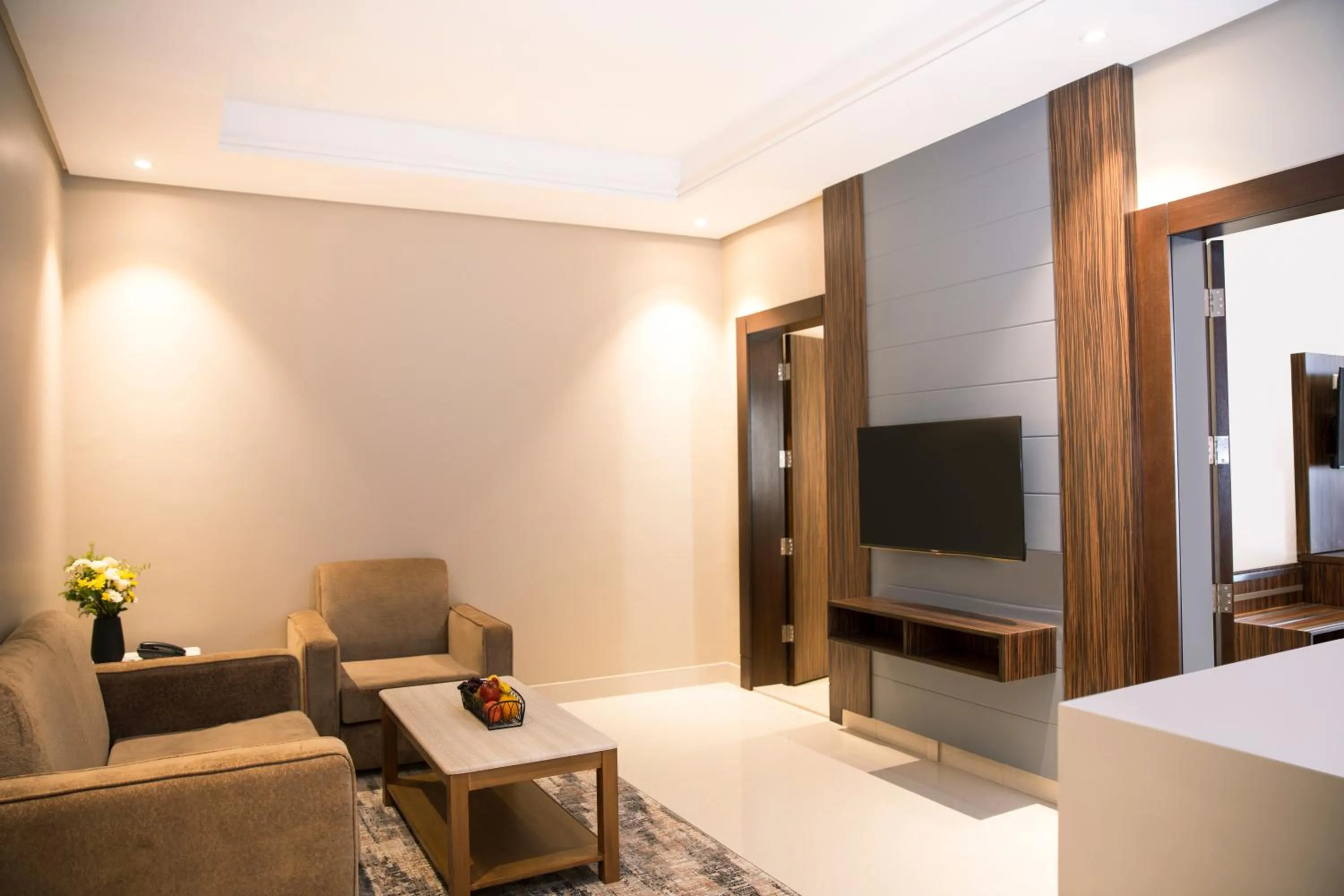 Living room, Bed in Swiss Blue Hotel - Hera