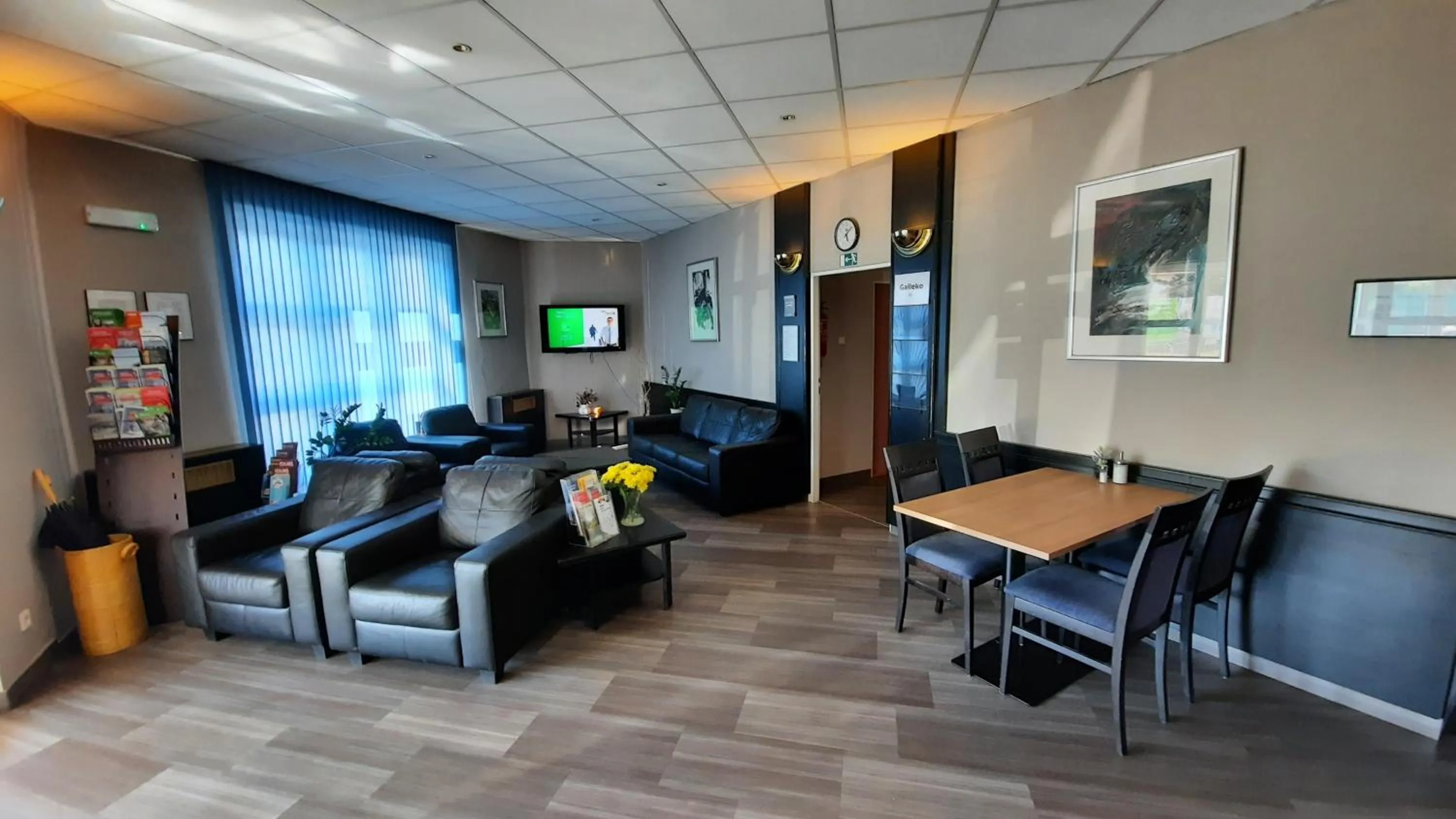 Lobby or reception in Hotel Tulipan Pruhonice