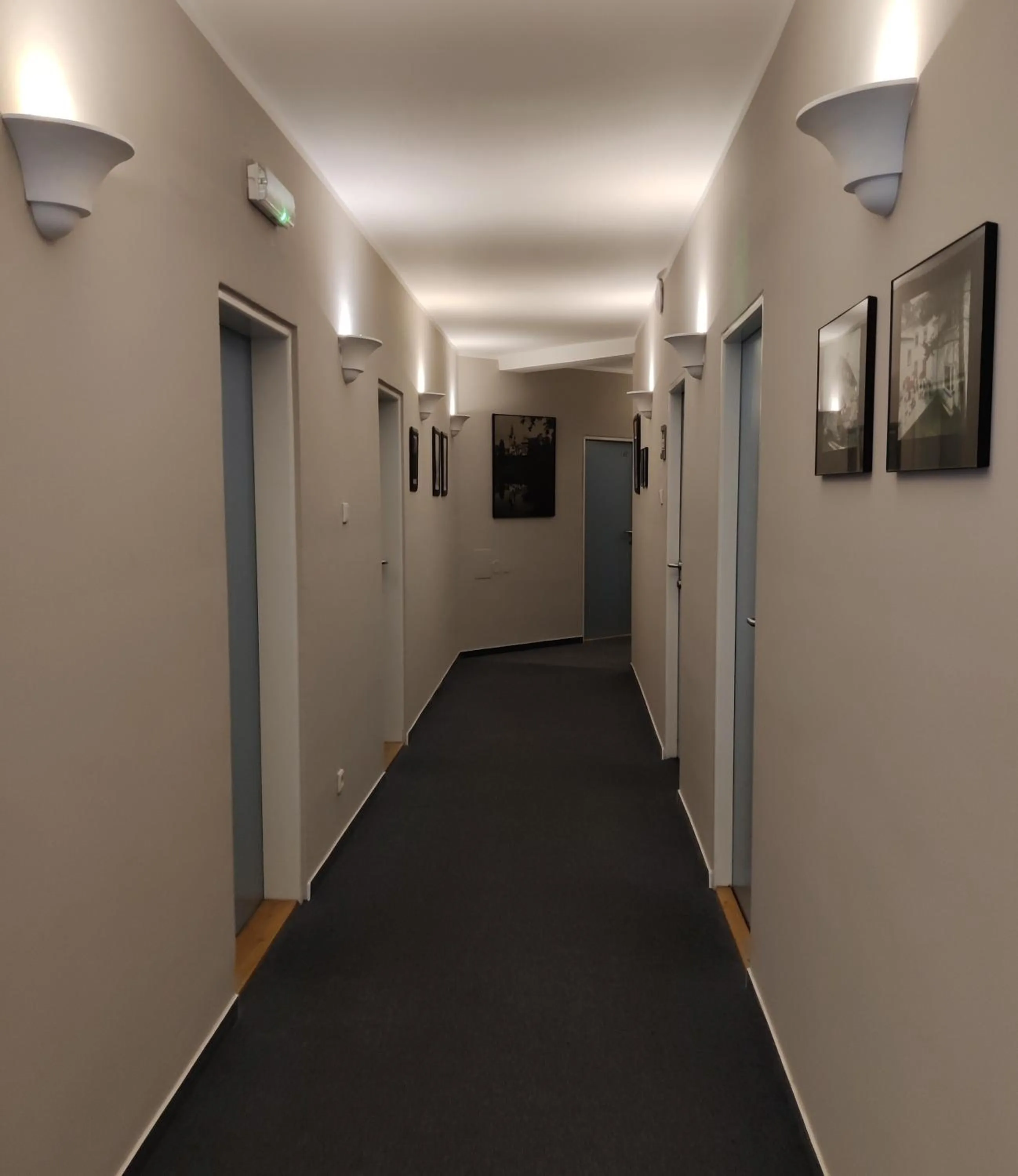 Property building in Hotel Tulipan Pruhonice