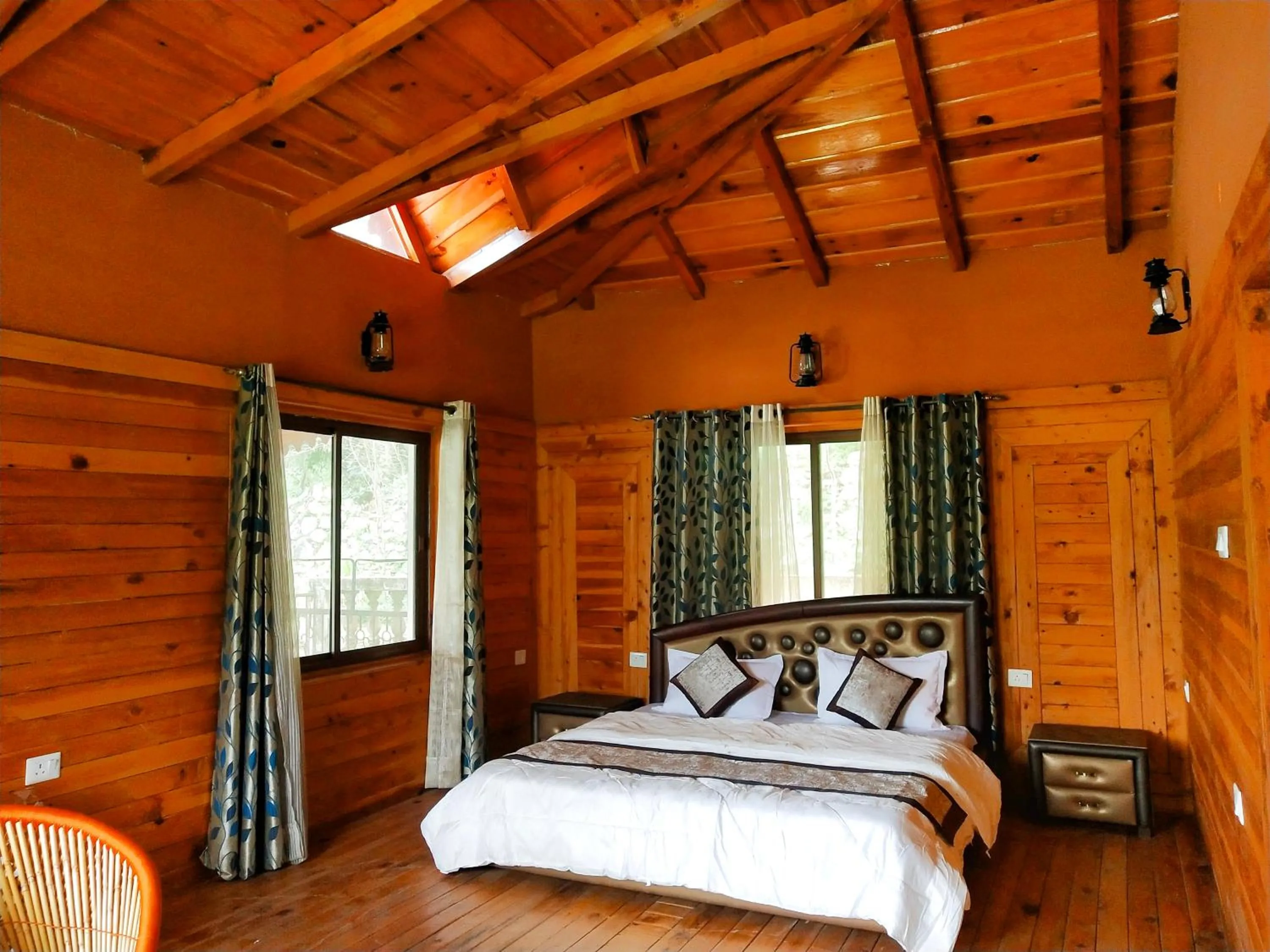 Bed in The Canadian Woods Resort