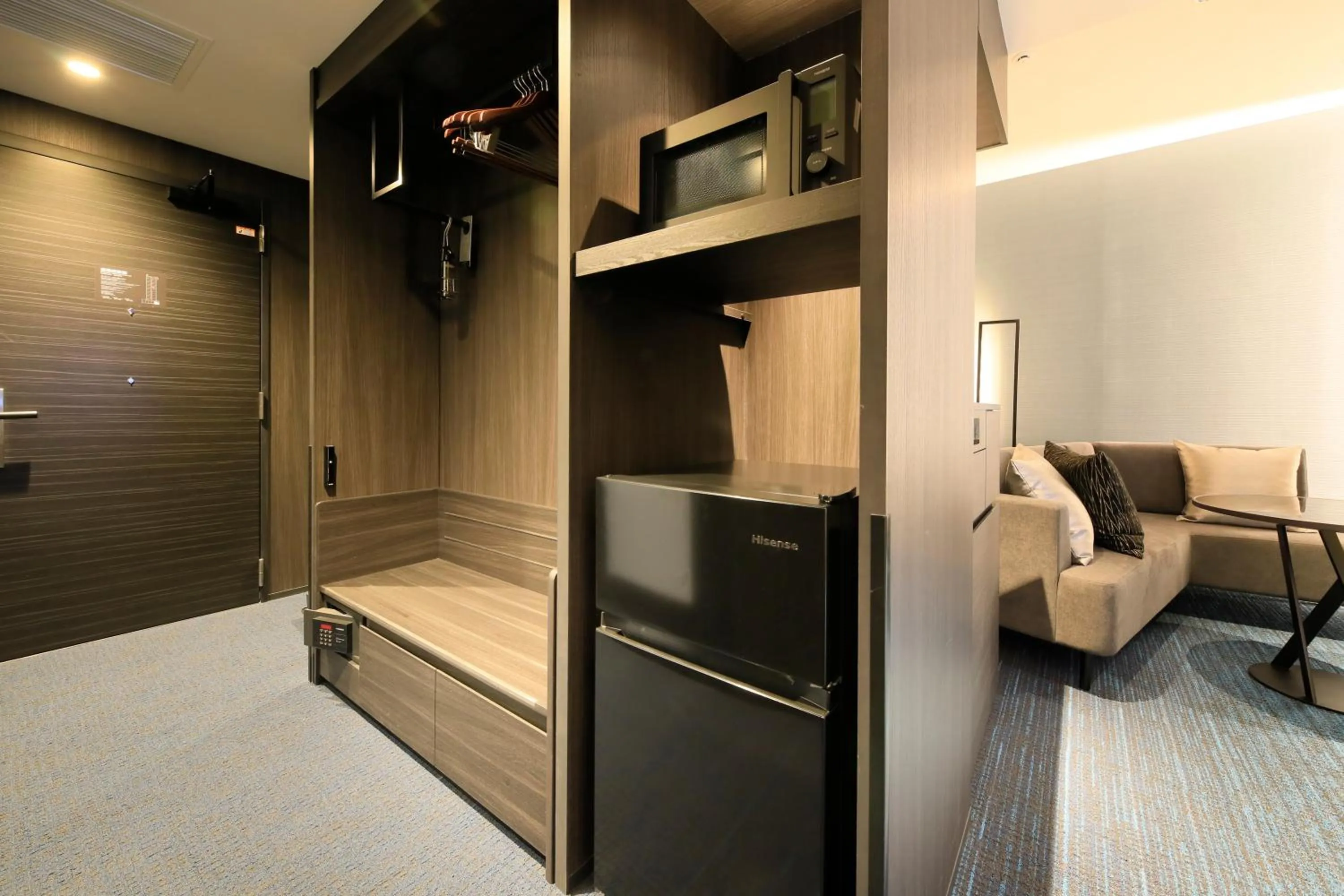 Living room, Bed in Richmond Hotel Premier Kyoto Shijo