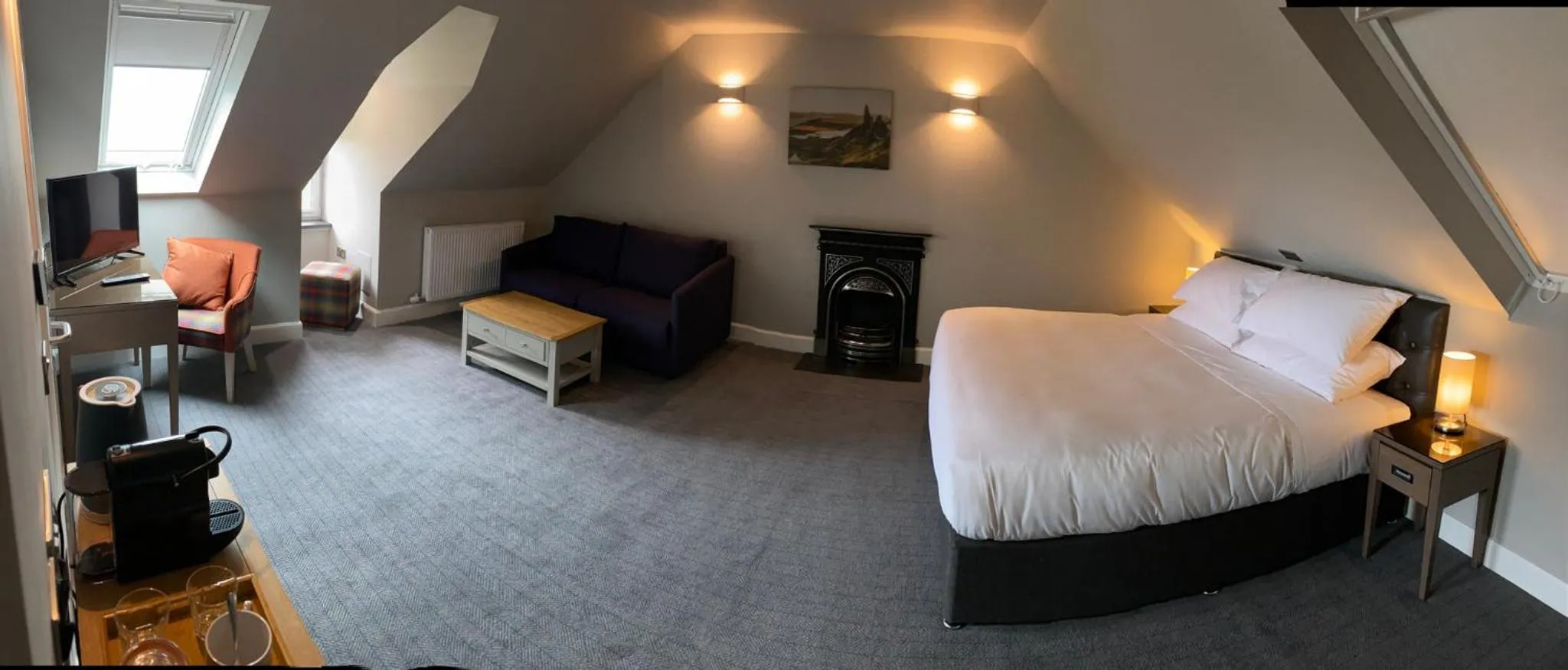 Other, Bed in House of Juniper