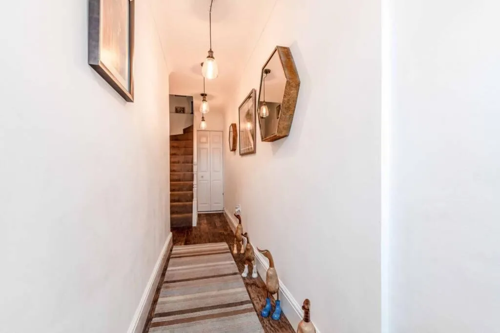 Windsor Town Centre Victorian townhouse sleeps 6