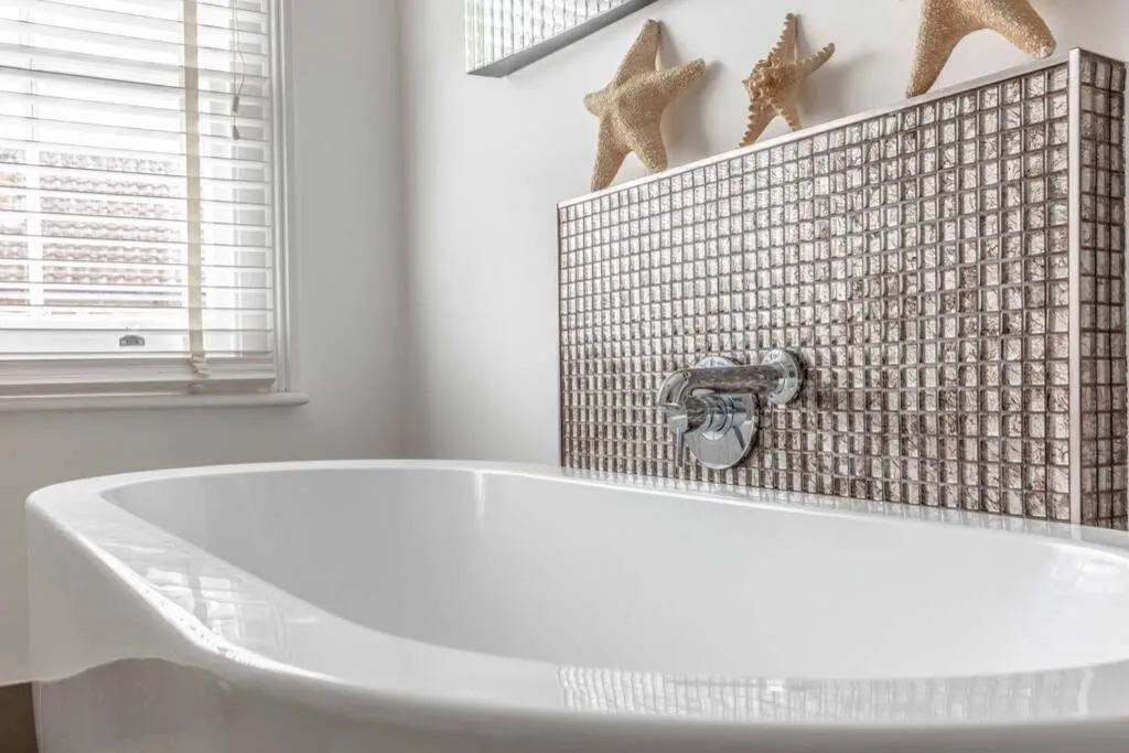 Bathroom in Windsor Town Centre Victorian townhouse sleeps 6