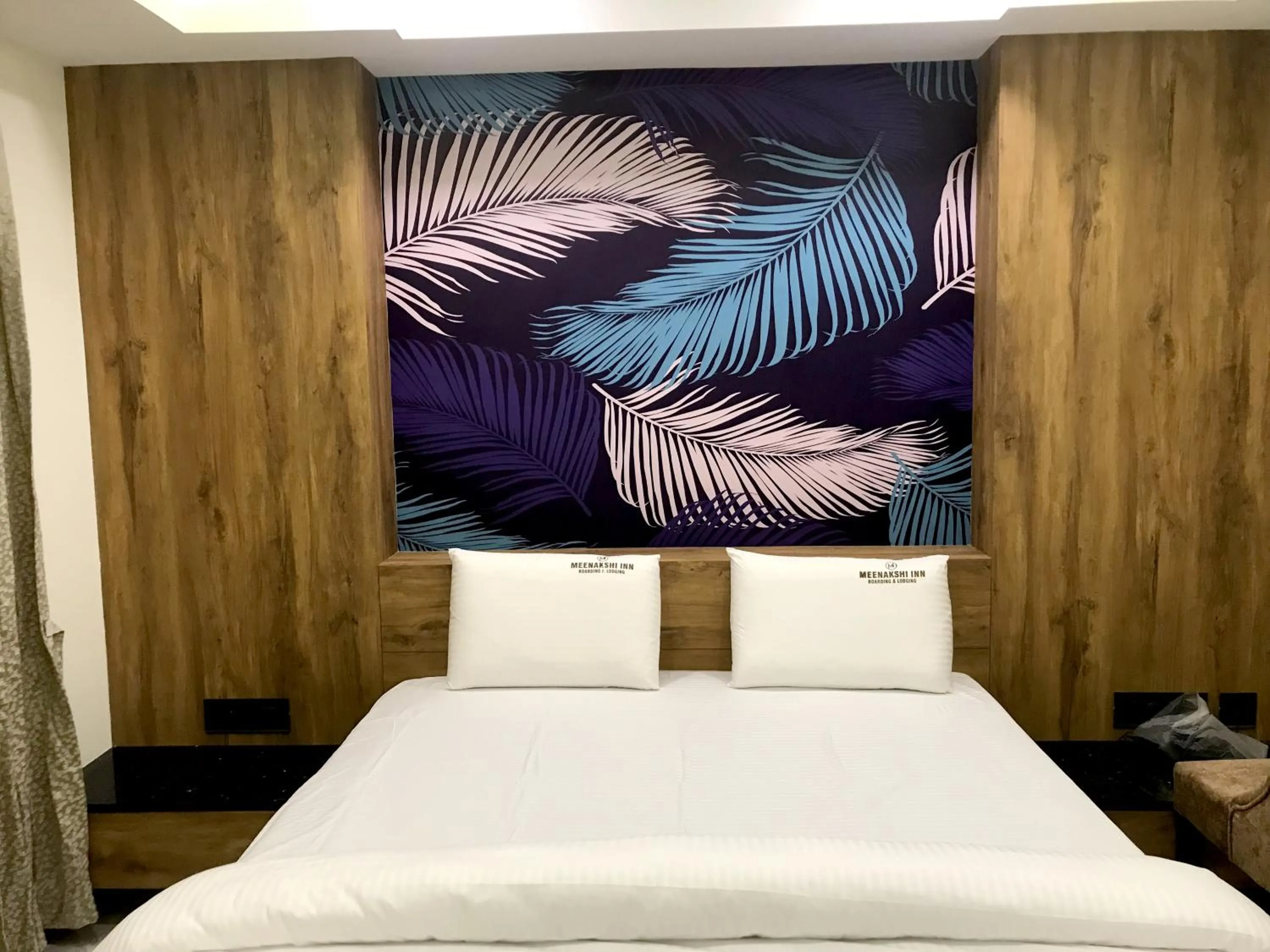 Bed in Meenakshi Inn