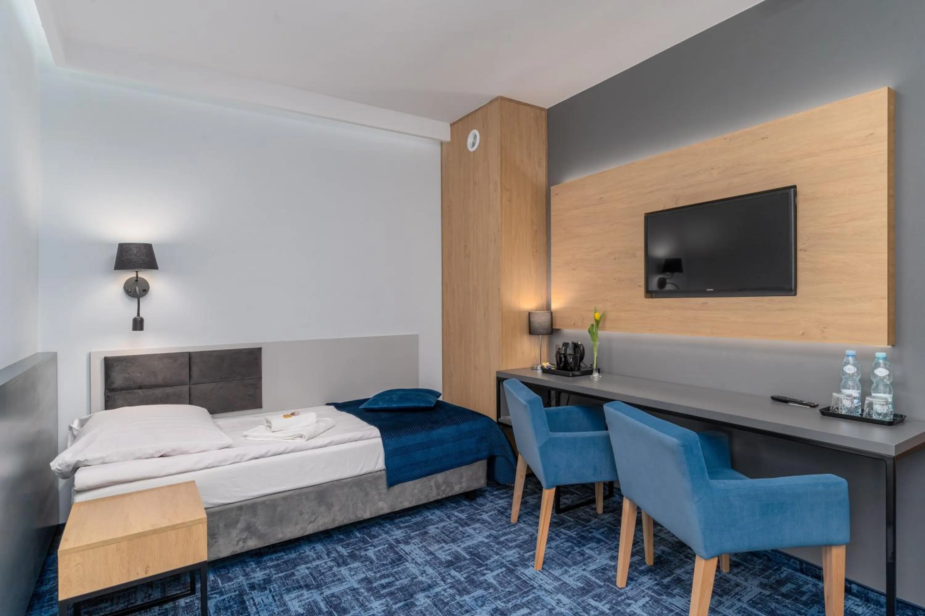 Bed in Hotel w Dobieszkowie