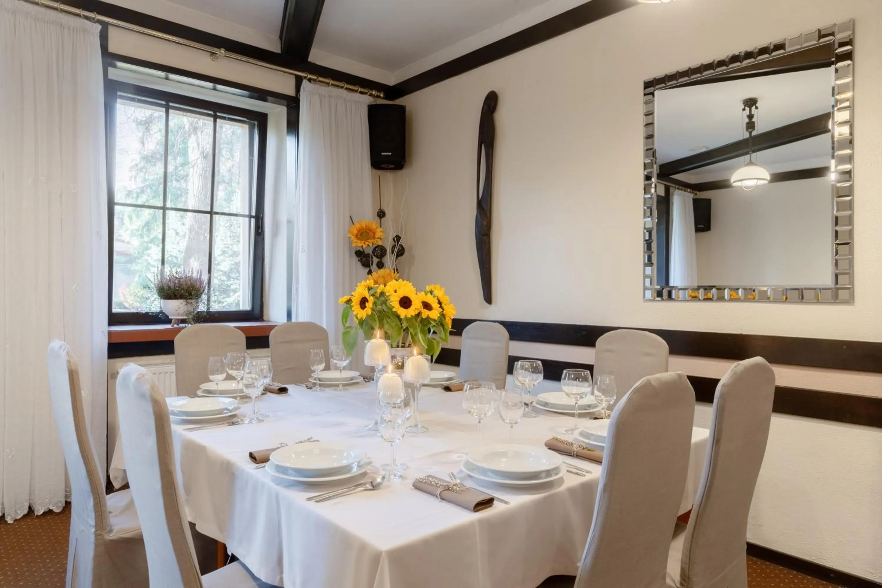 Hotel w Dobieszkowie