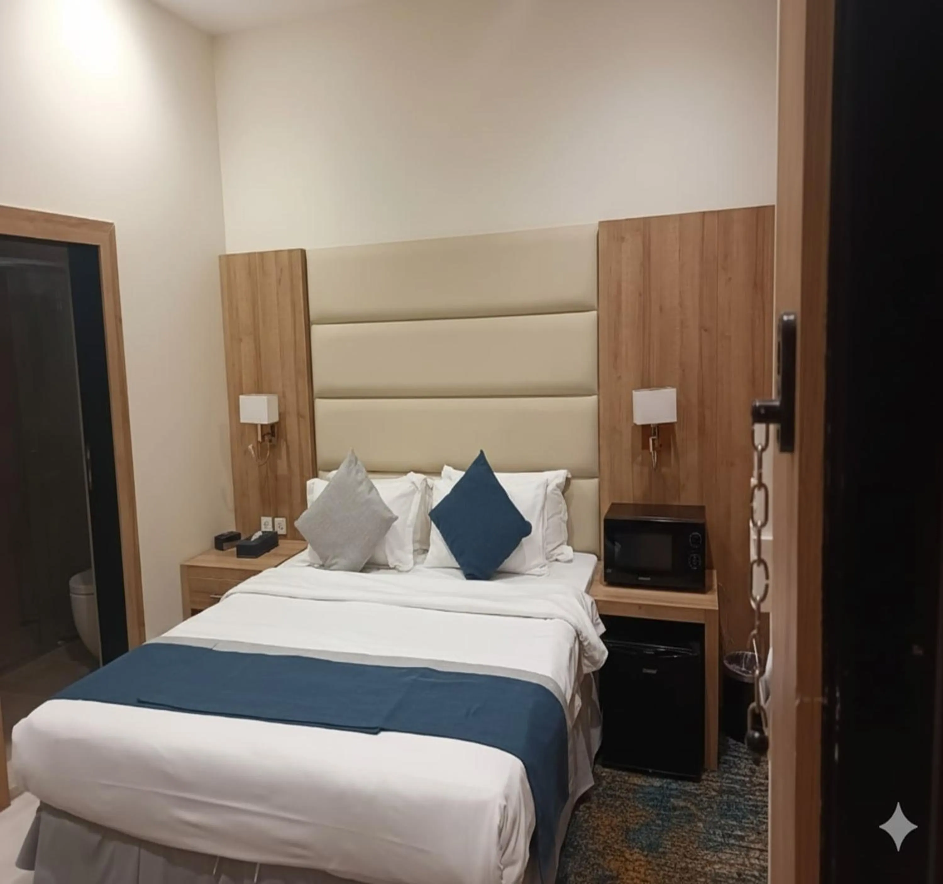 Photo of the whole room, Bed in Sunday Luxury Central formerly Anan hotel