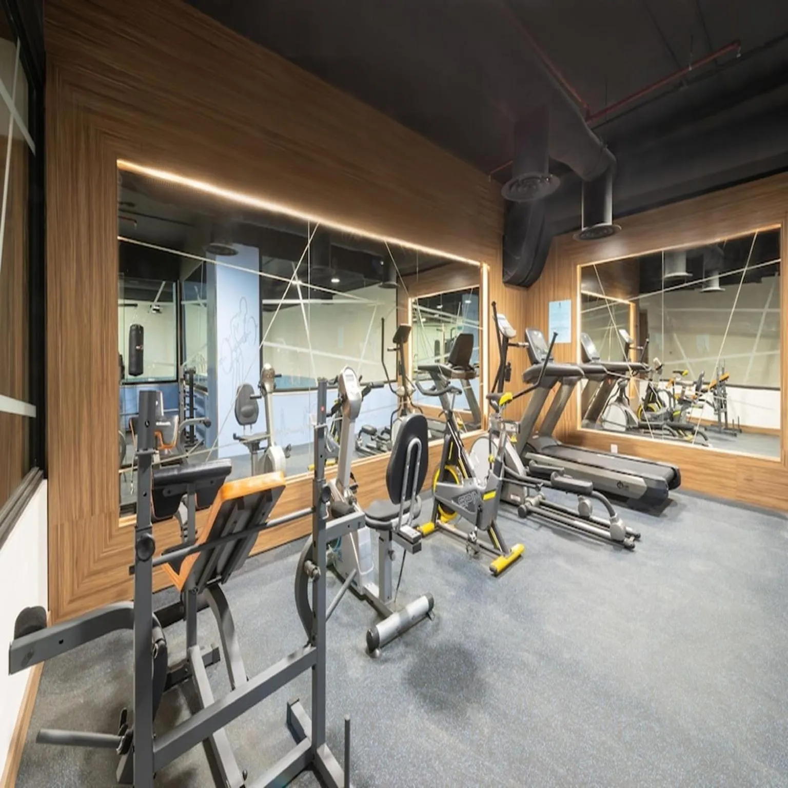 Fitness centre/facilities in Sunday Luxury Central formerly Anan hotel
