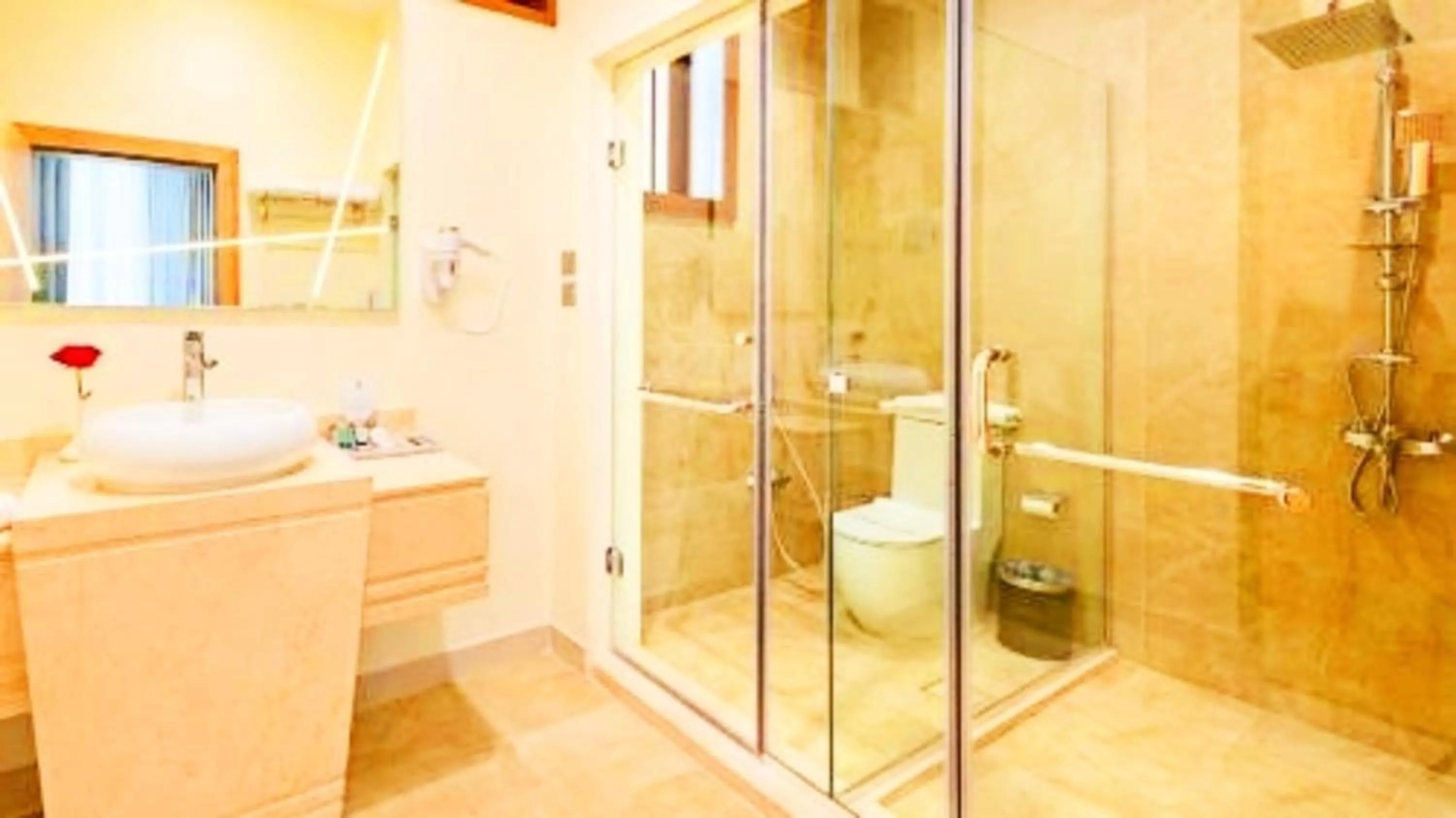 Bathroom in Sunday Luxury Central formerly Anan hotel