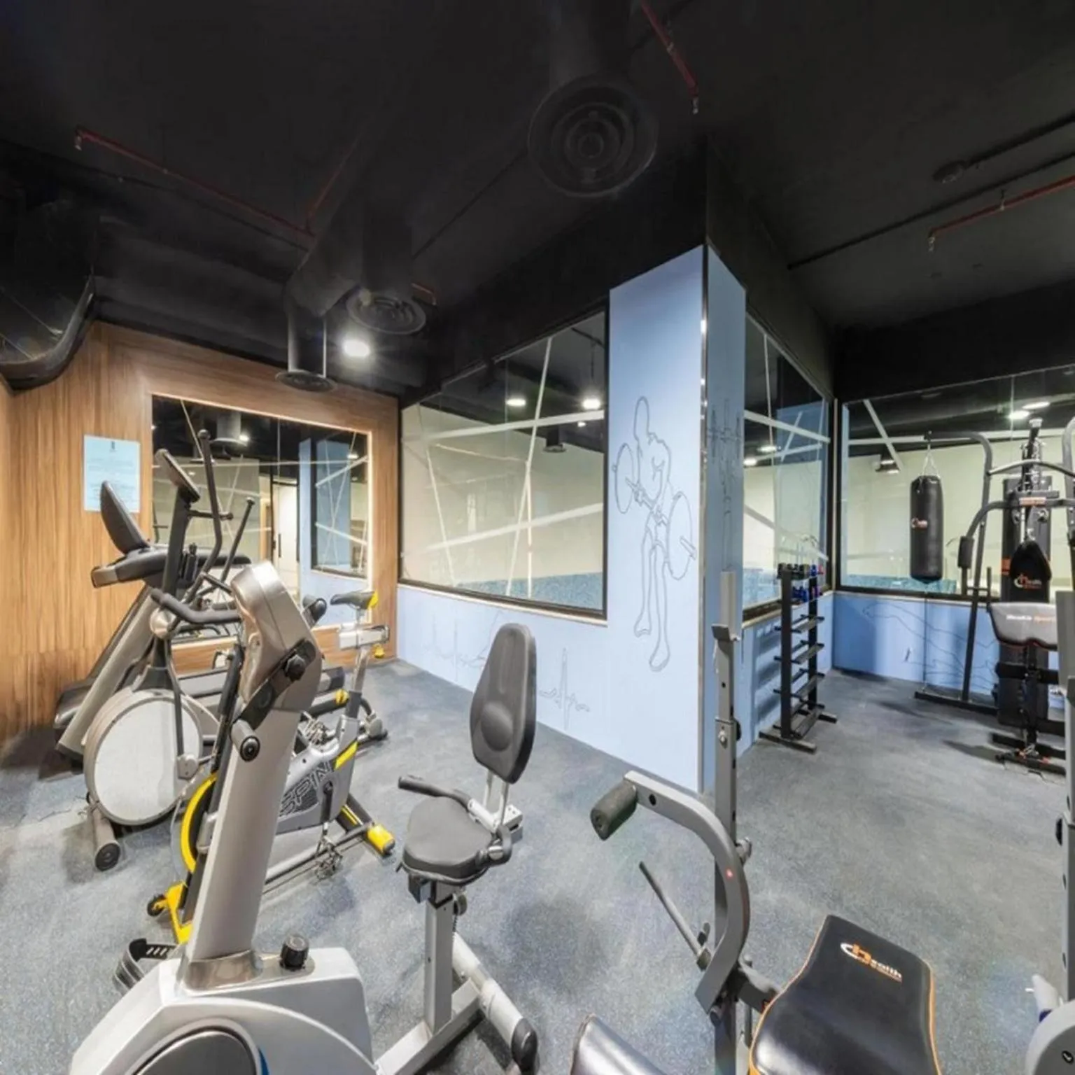 Fitness centre/facilities in Sunday Luxury Central formerly Anan hotel