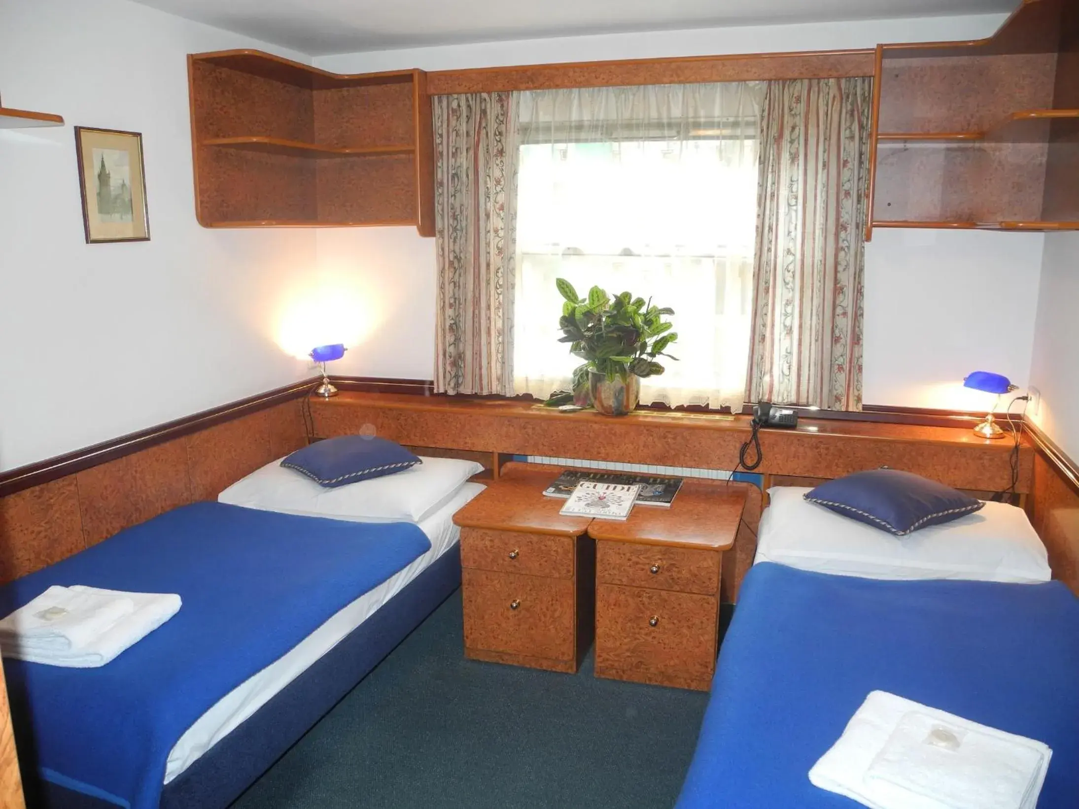 Twin Room for Single Use in Admiral Botel Twin Room for Single Use in Admiral Botel