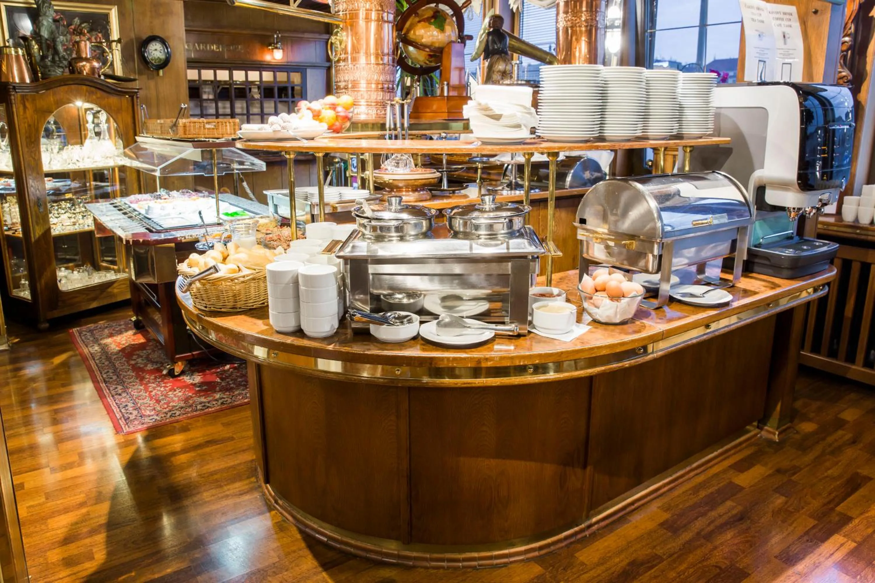 Breakfast in Admiral Botel